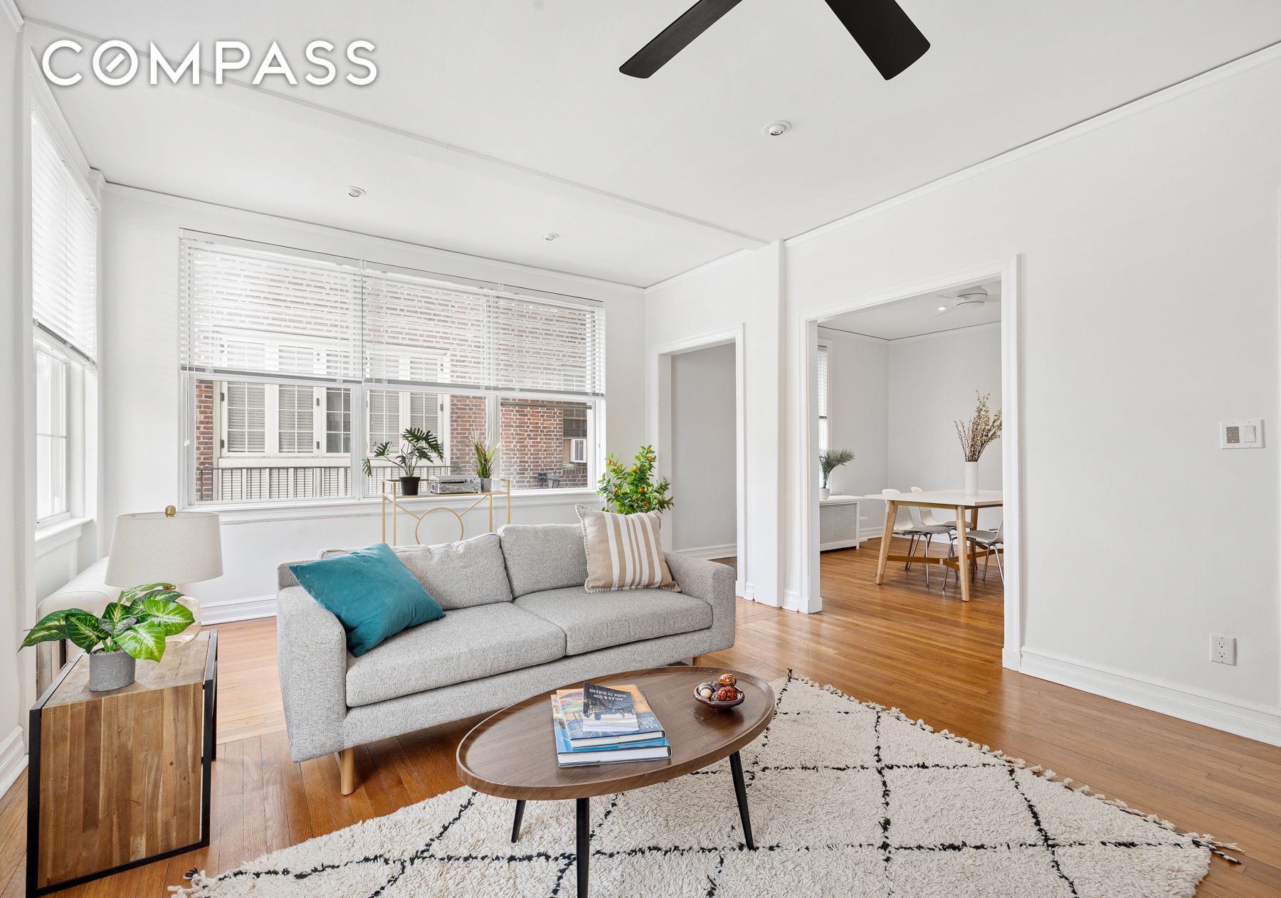 #4 photo, 37-52 85th Street, كوينز Jackson Heights , NY 11372