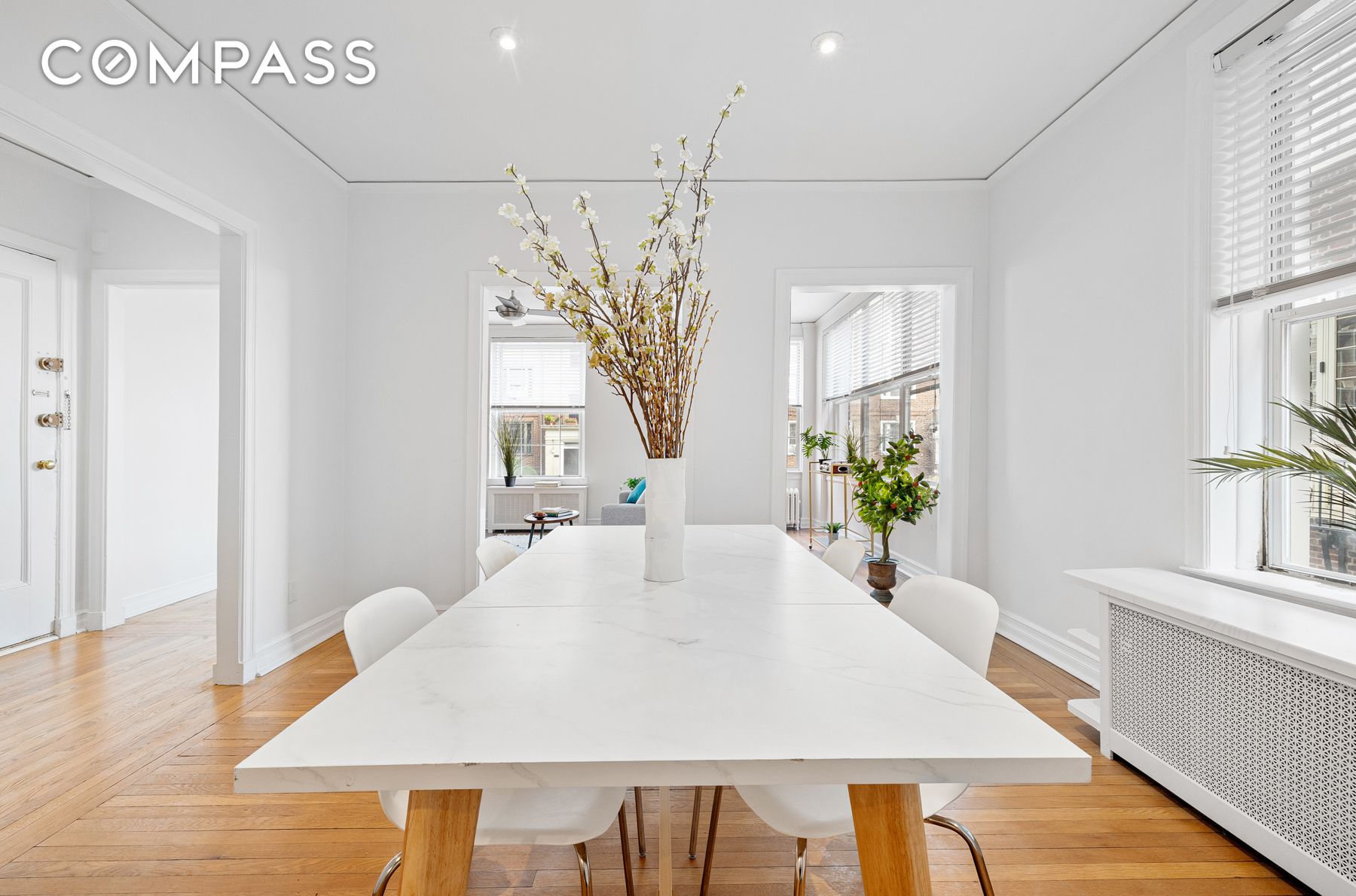 #5 photo, 37-52 85th Street, كوينز Jackson Heights , NY 11372