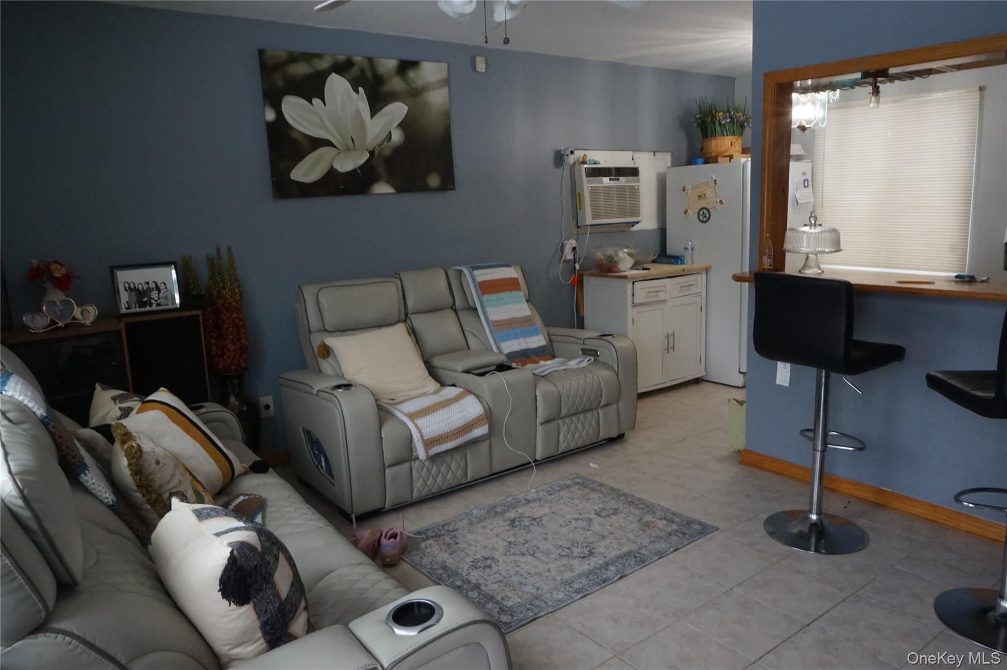 #2 photo, 1678 N Thompson Divide, Саффолк ‖ Bay Shore , NY 11706