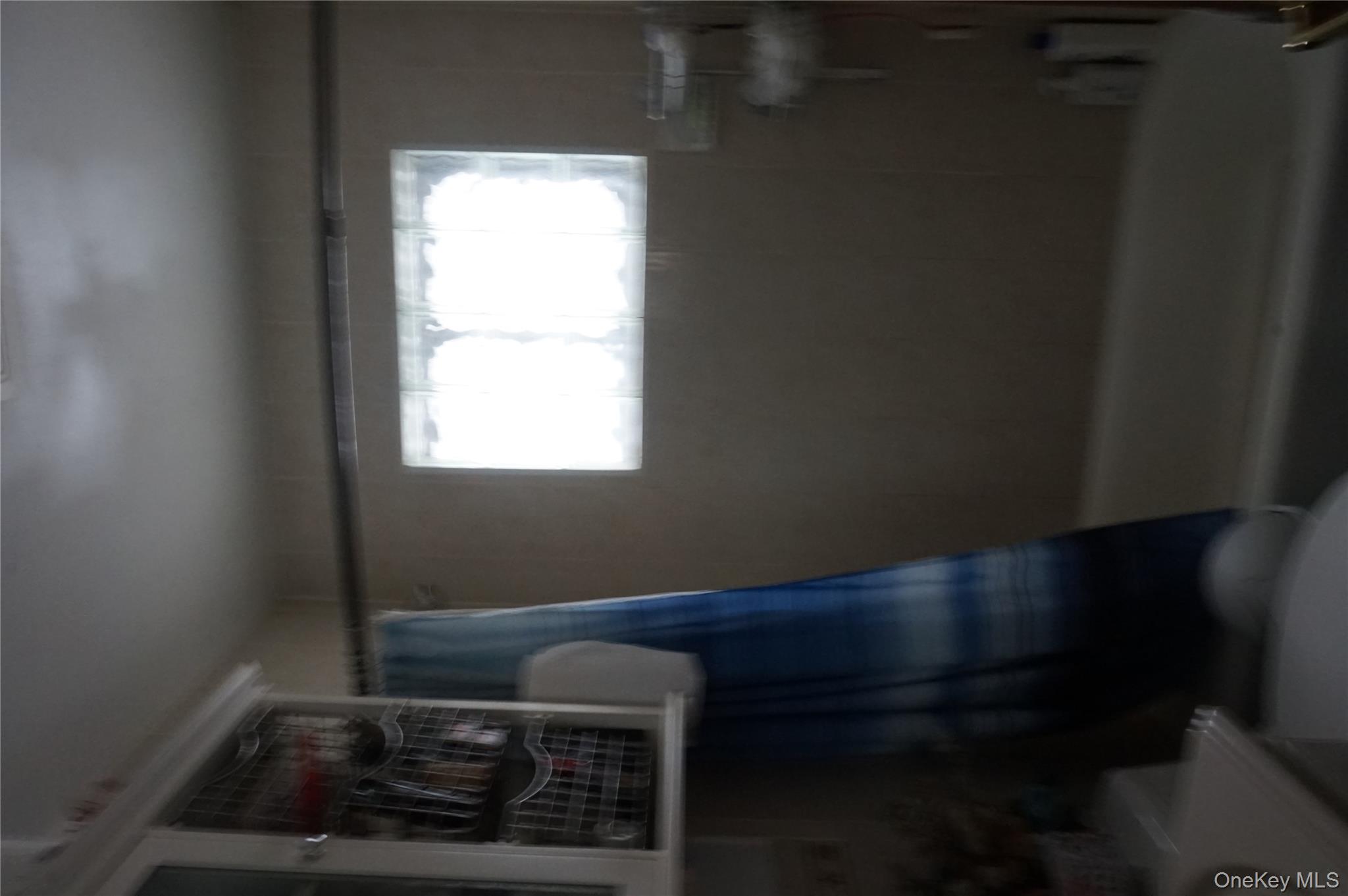 #8 photo, 1678 N Thompson Divide, Саффолк ‖ Bay Shore , NY 11706