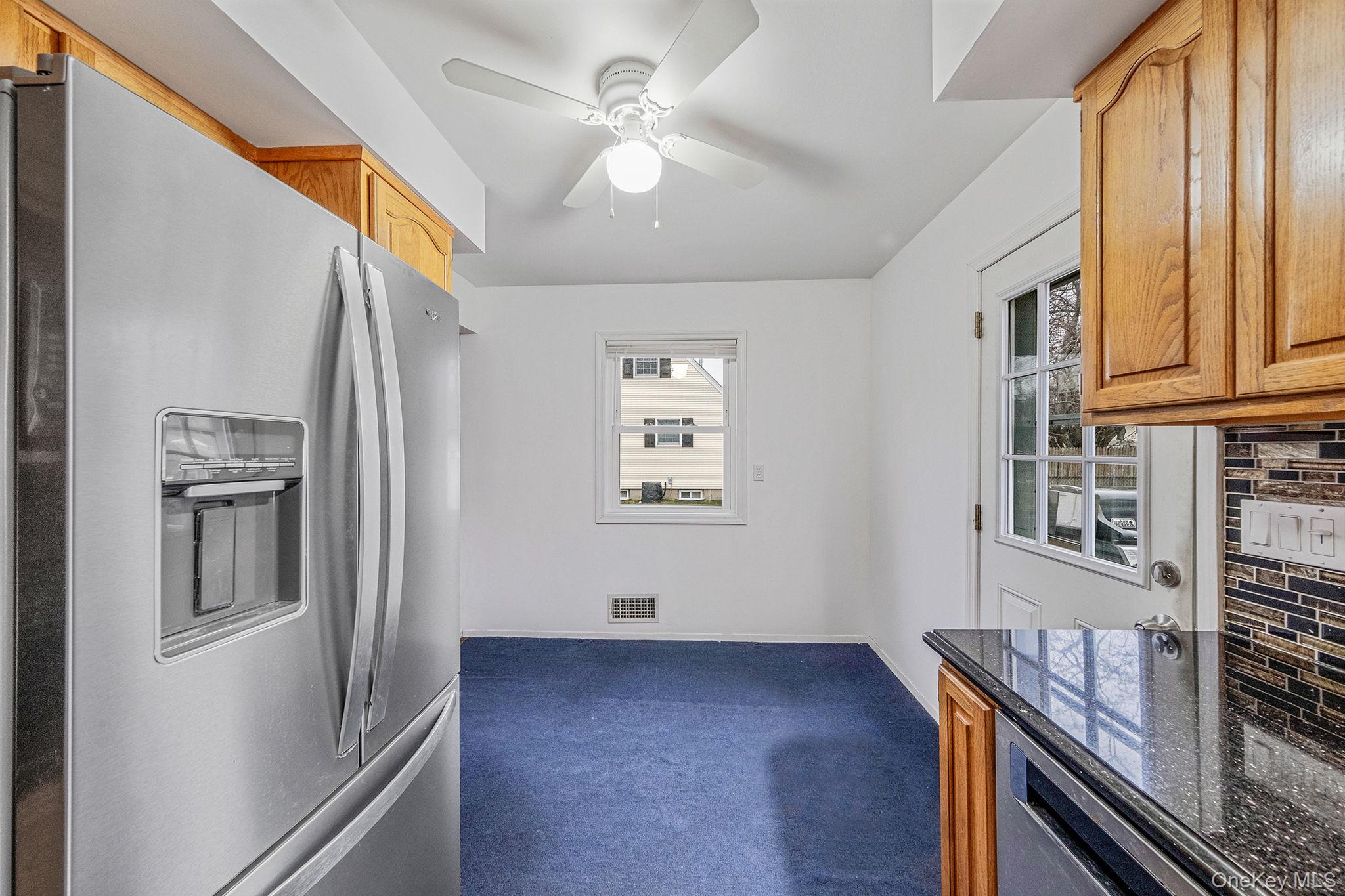 #13 photo, 11 Dianne Avenue, سوفولك Centereach , NY 11720