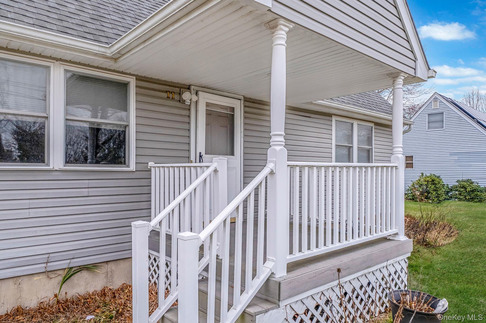 #5 photo, 11 Dianne Avenue, سوفولك Centereach , NY 11720