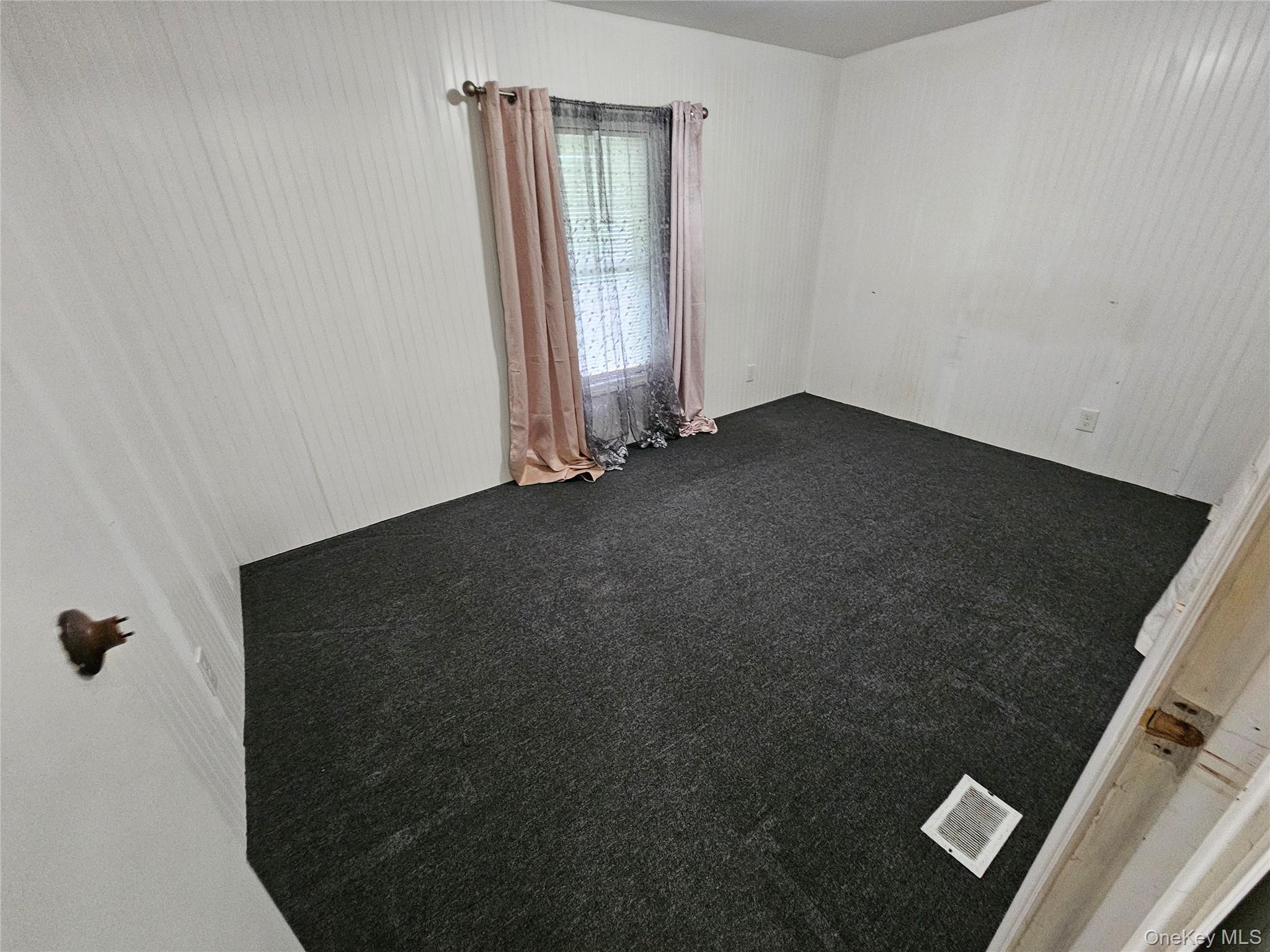 #13 photo, 1964-106 River Road, سوفولك Calverton , NY 11933