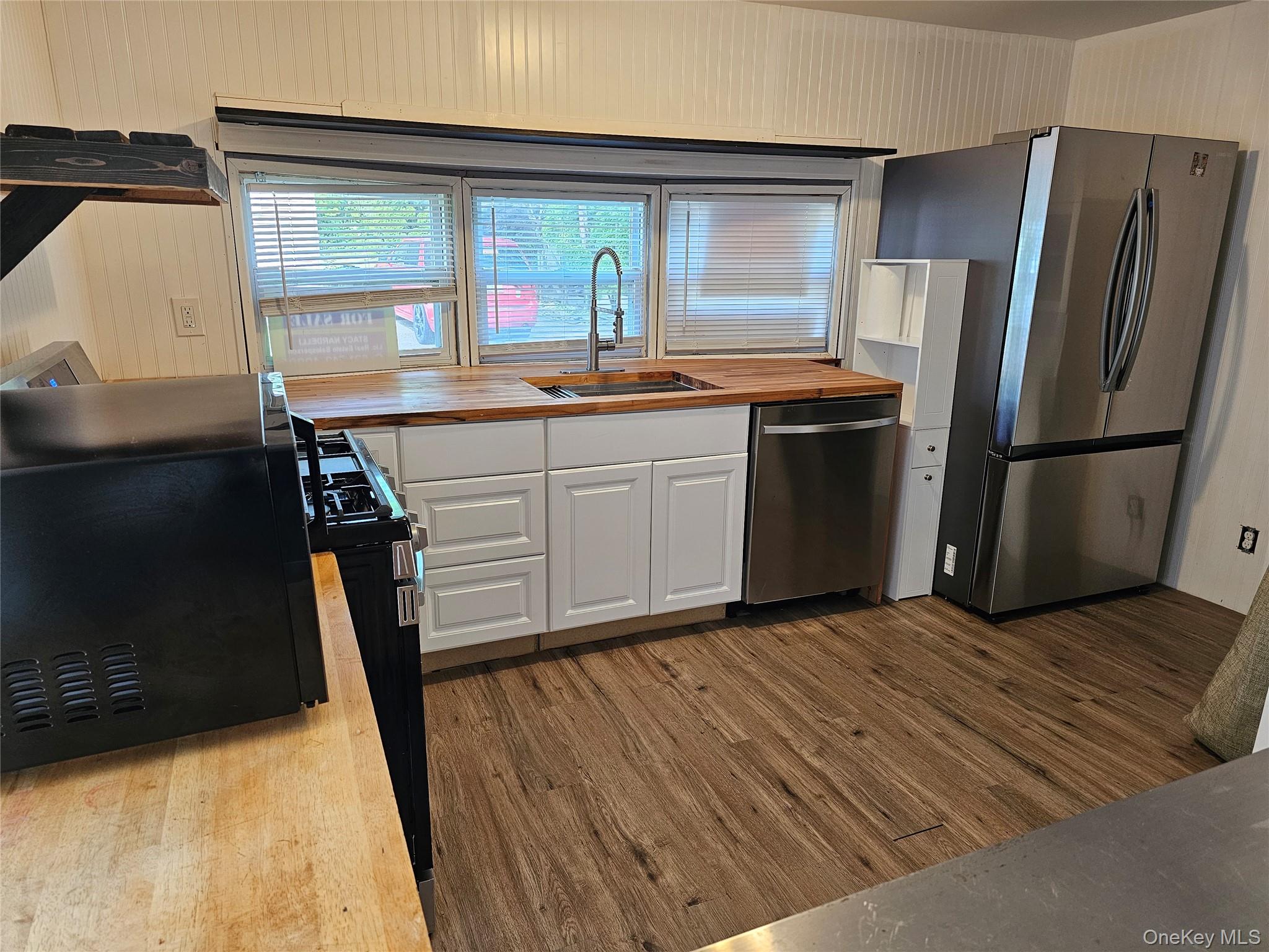 #4 photo, 1964-106 River Road, سوفولك Calverton , NY 11933