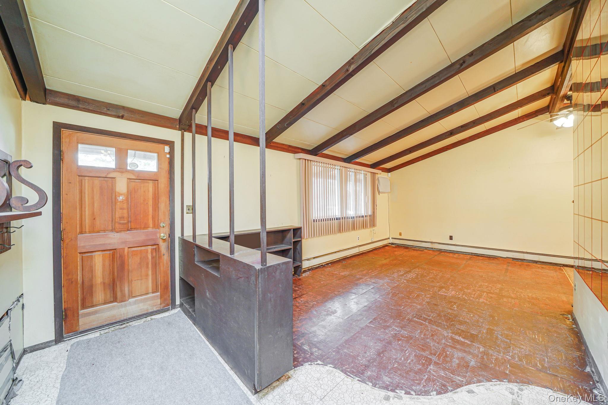 #4 photo, 1344 Boston Avenue, سوفولك Bay Shore , NY 11706