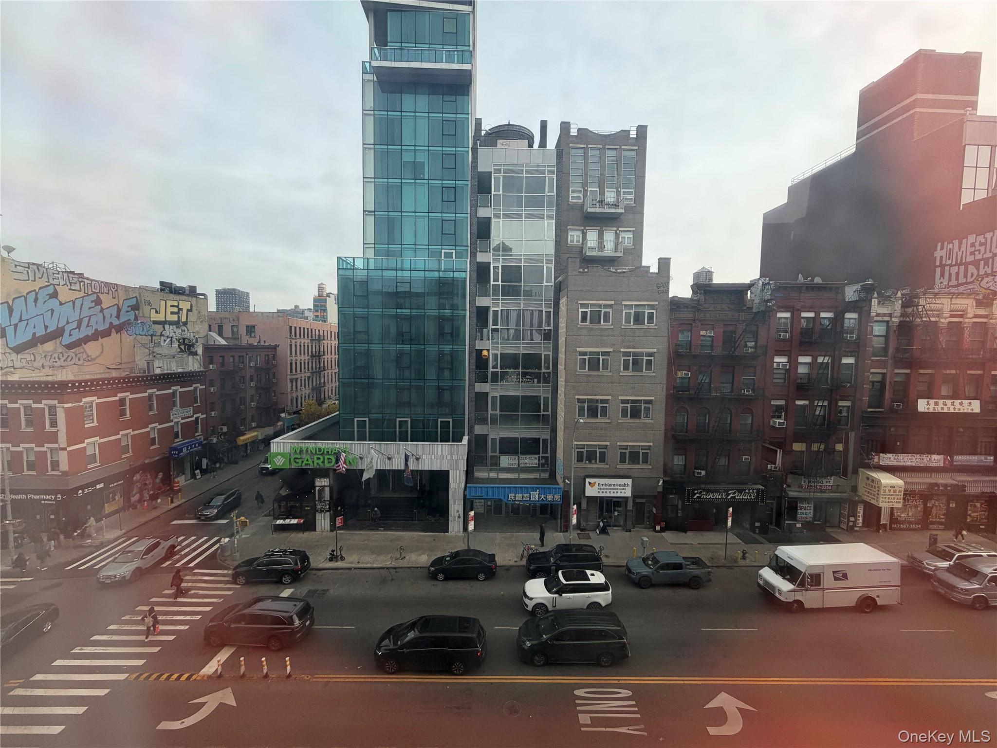 #12 photo, 86 Bowery, New York (Manhattan) , NY 10013