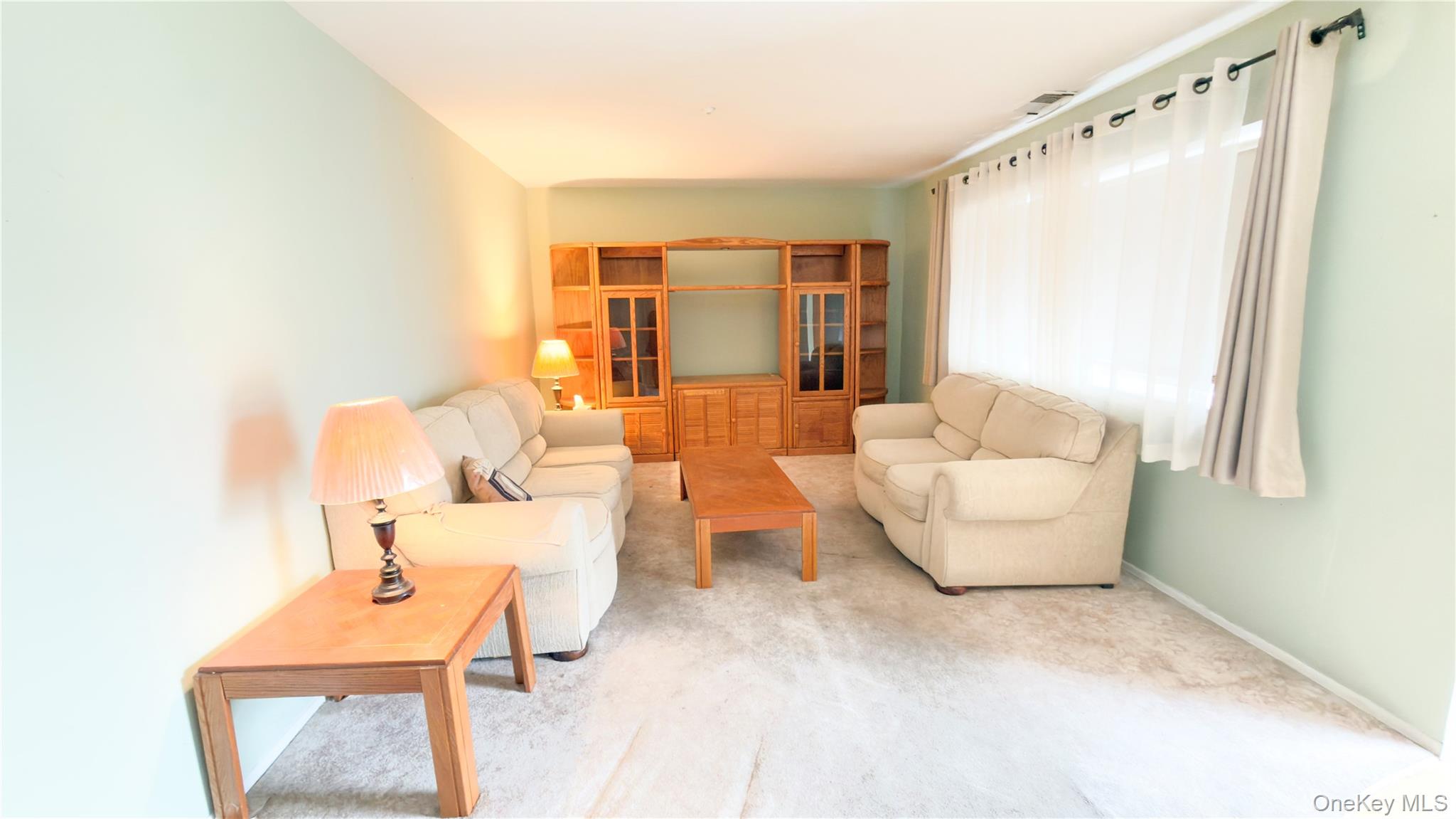 #12 photo, 98 Whistler Court, سوفولك Middle Island , NY 11953