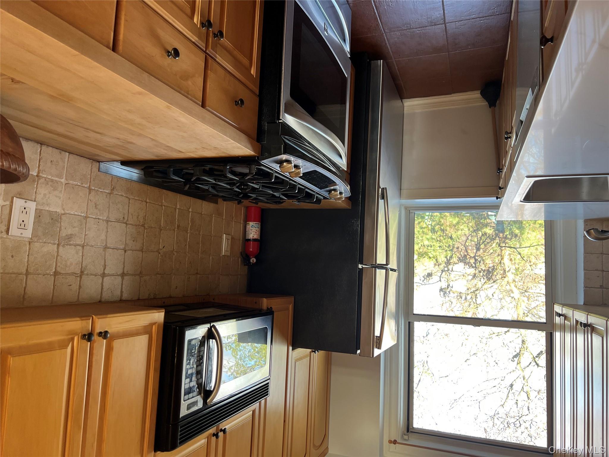 #7 photo, 64 Sagamore Road, Bronxville , NY 10708