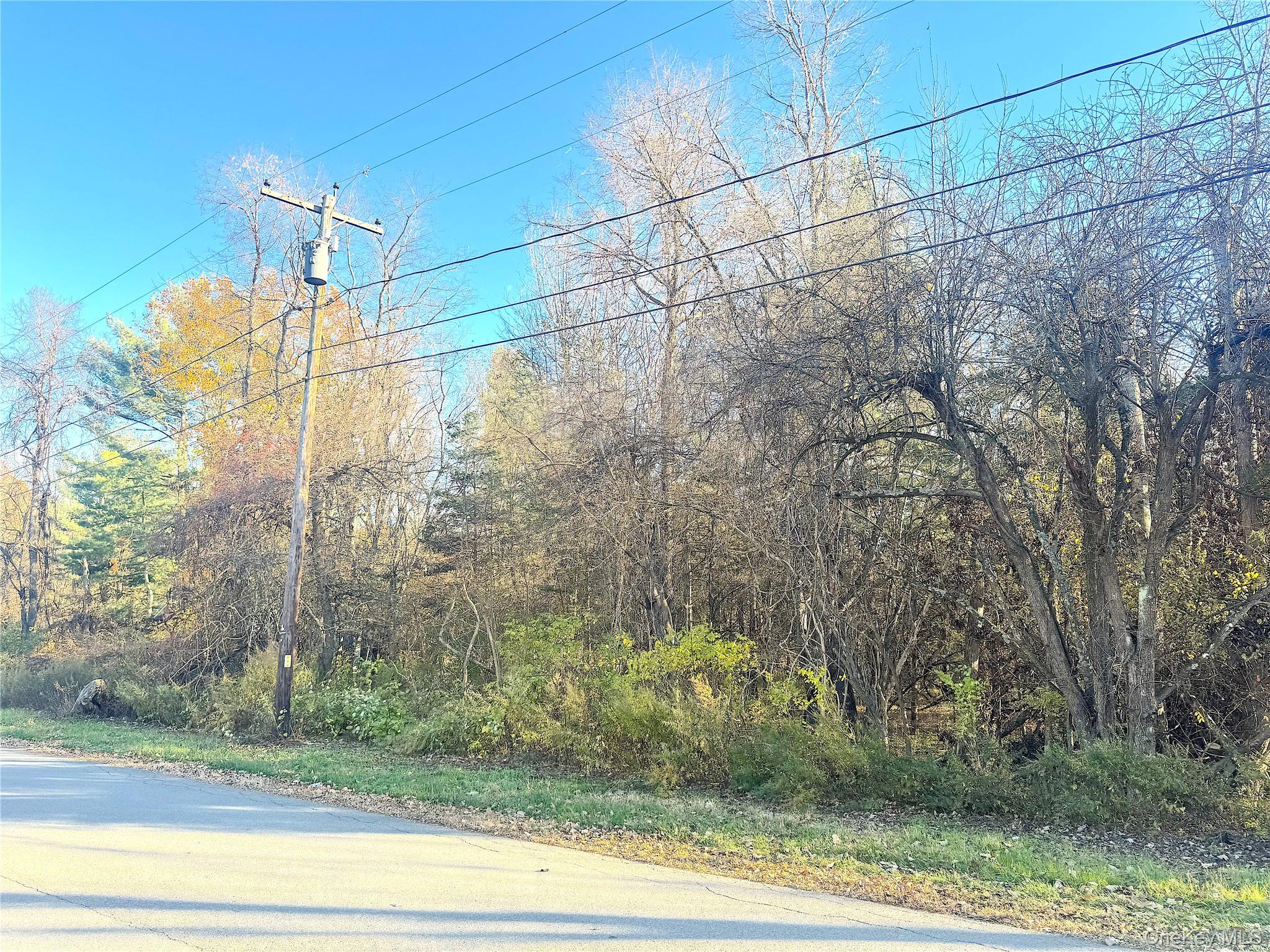 #3 photo, 16 Ryan Drive, Hopewell Junction , NY 12533