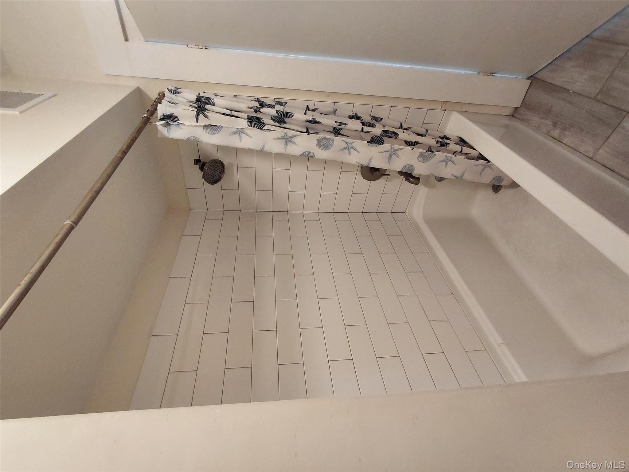 #12 photo, 8 Center Street, 紐約州 Kingston , NY 12401