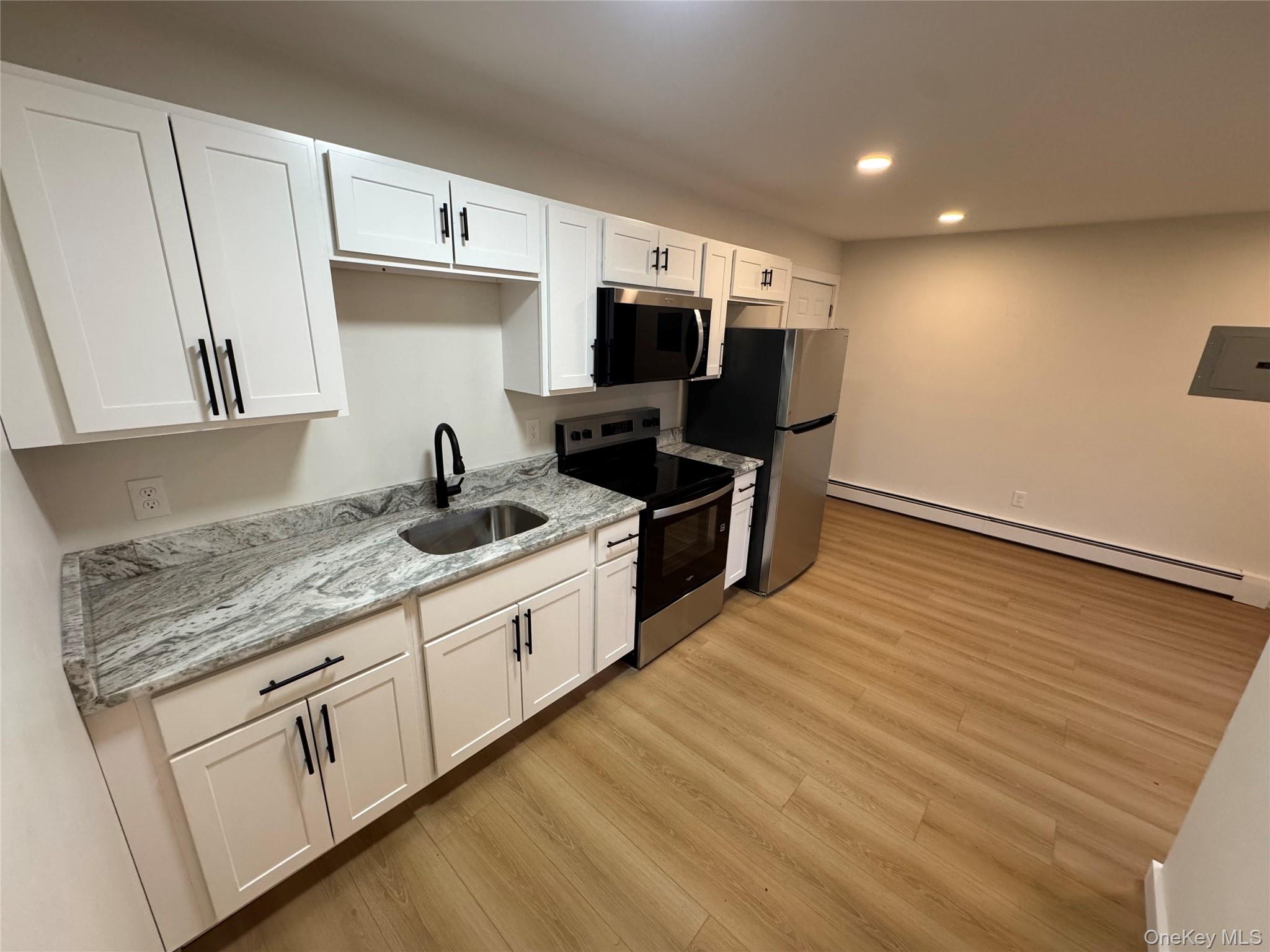 #1 photo, 98 E Market Street, Hyde Park , NY 12538