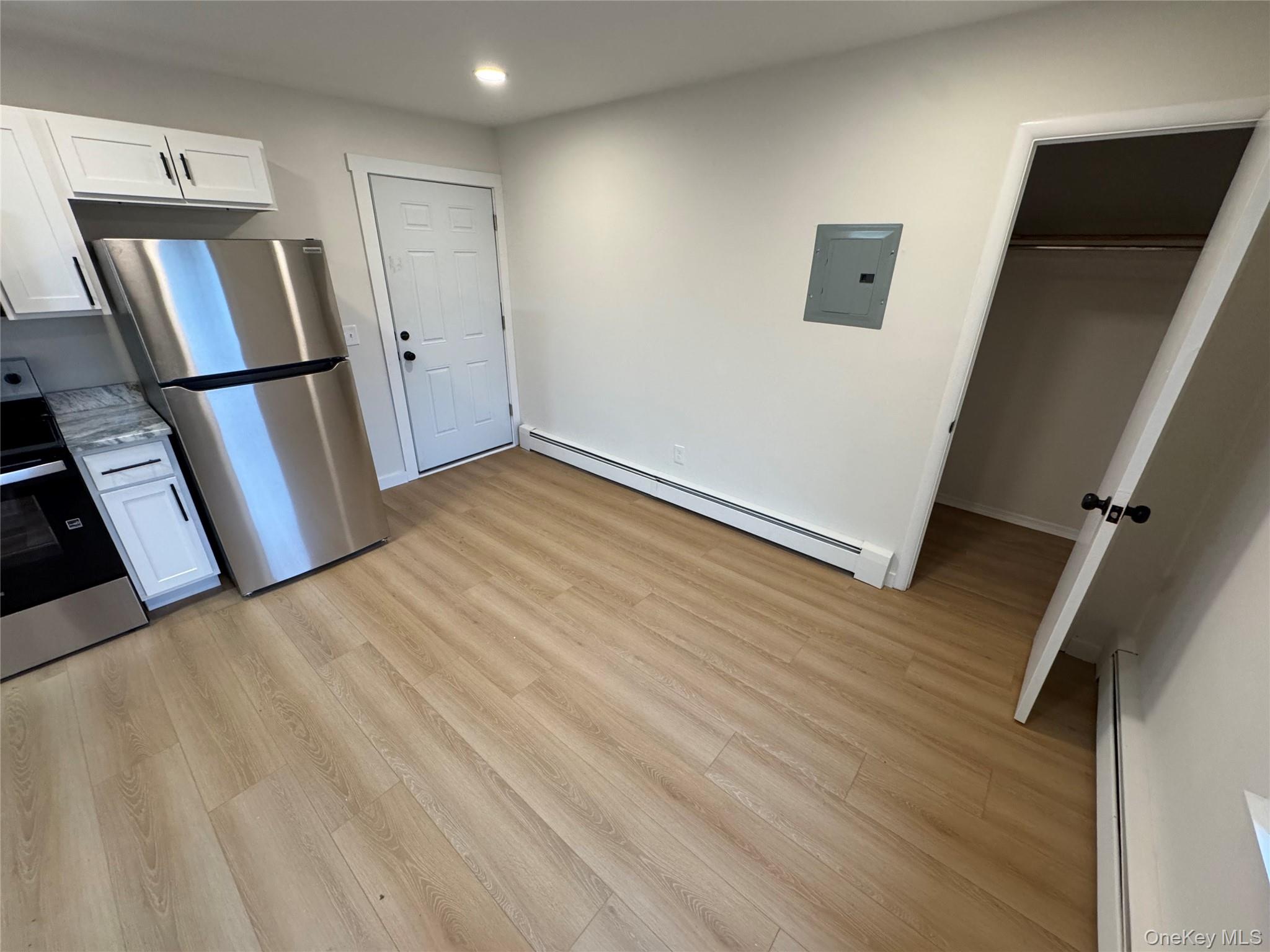 #6 photo, 98 E Market Street, Hyde Park , NY 12538