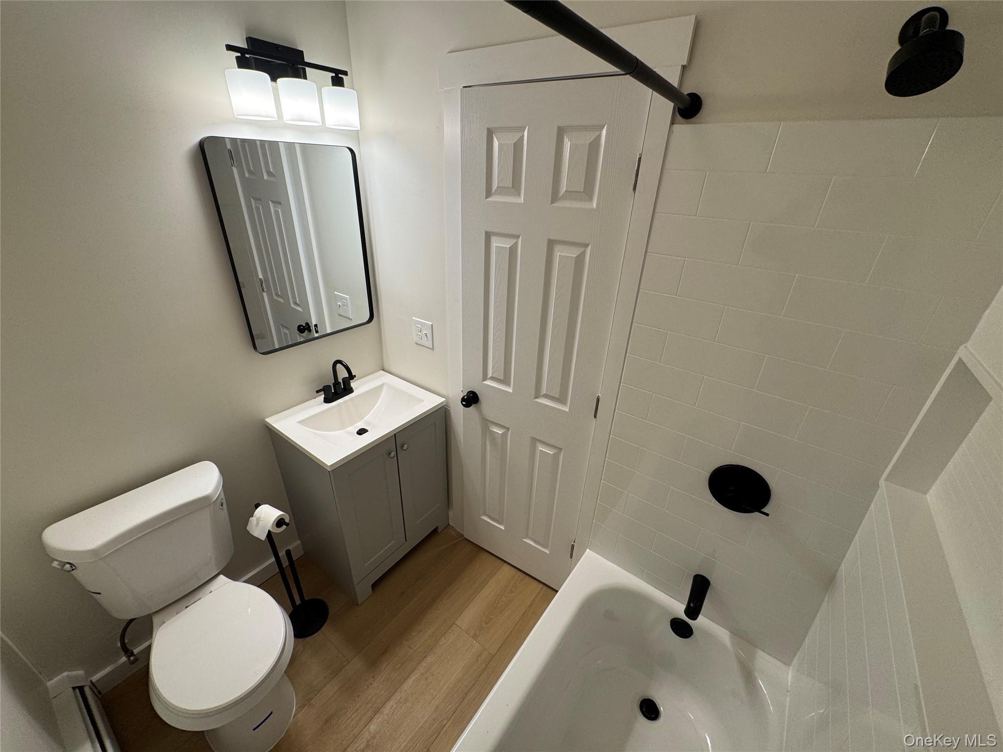 #9 photo, 98 E Market Street, Hyde Park , NY 12538