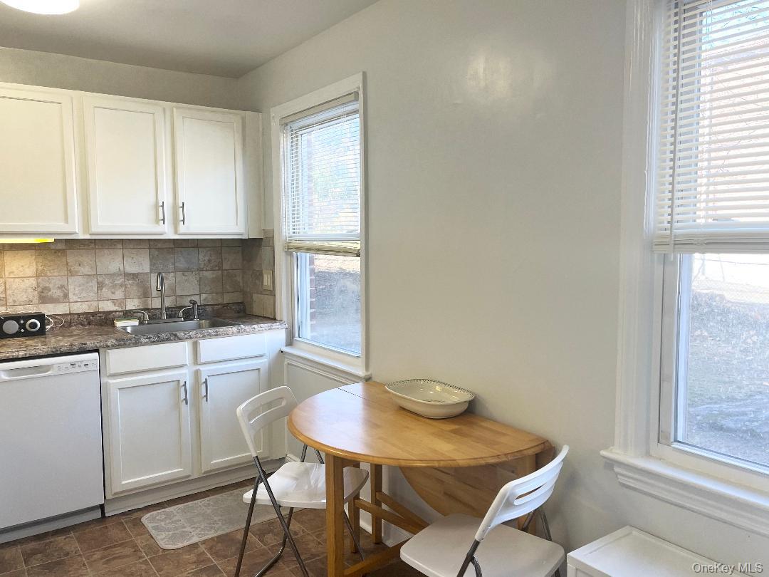 #7 photo, 5 Laurel Street, Rye , NY 10580