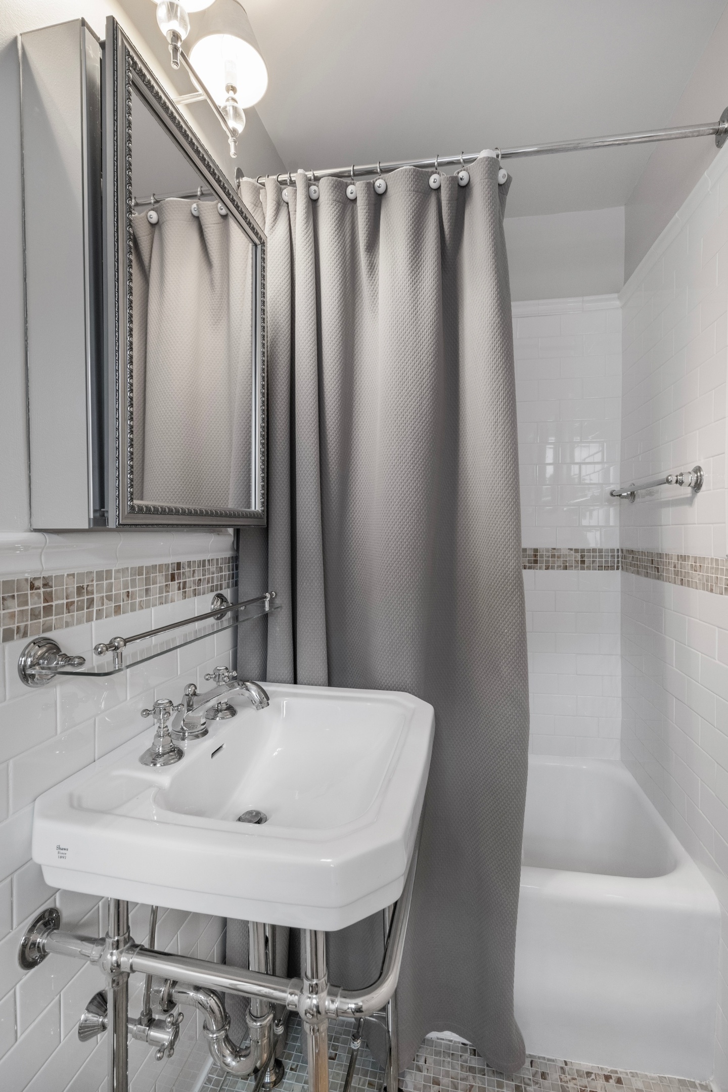 #13 photo, 400 E 59th Street, Sutton Place , NY 10022