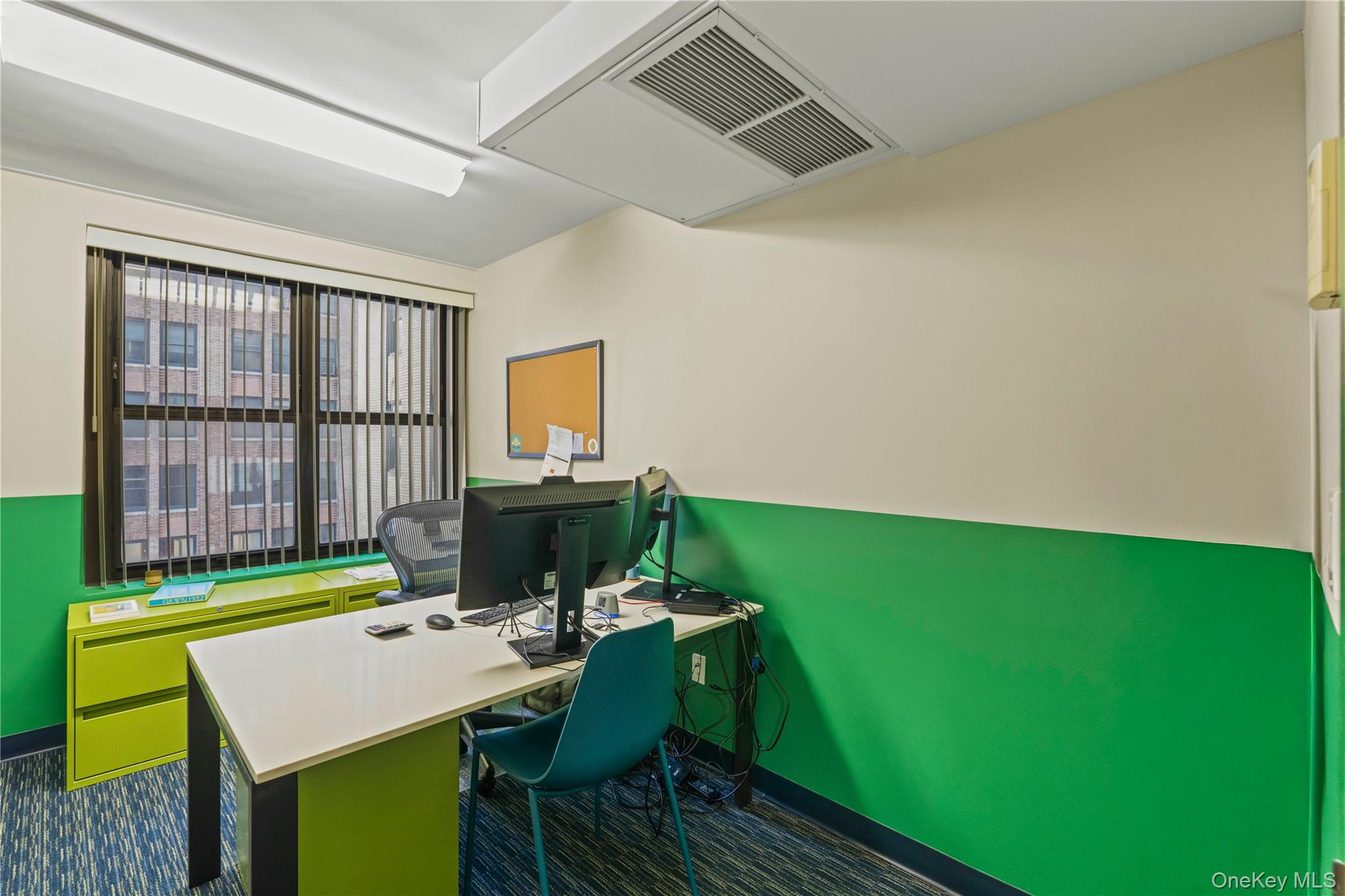 #13 photo, 16 Pennsylvania Plaza, New York (Manhattan) , NY 10001