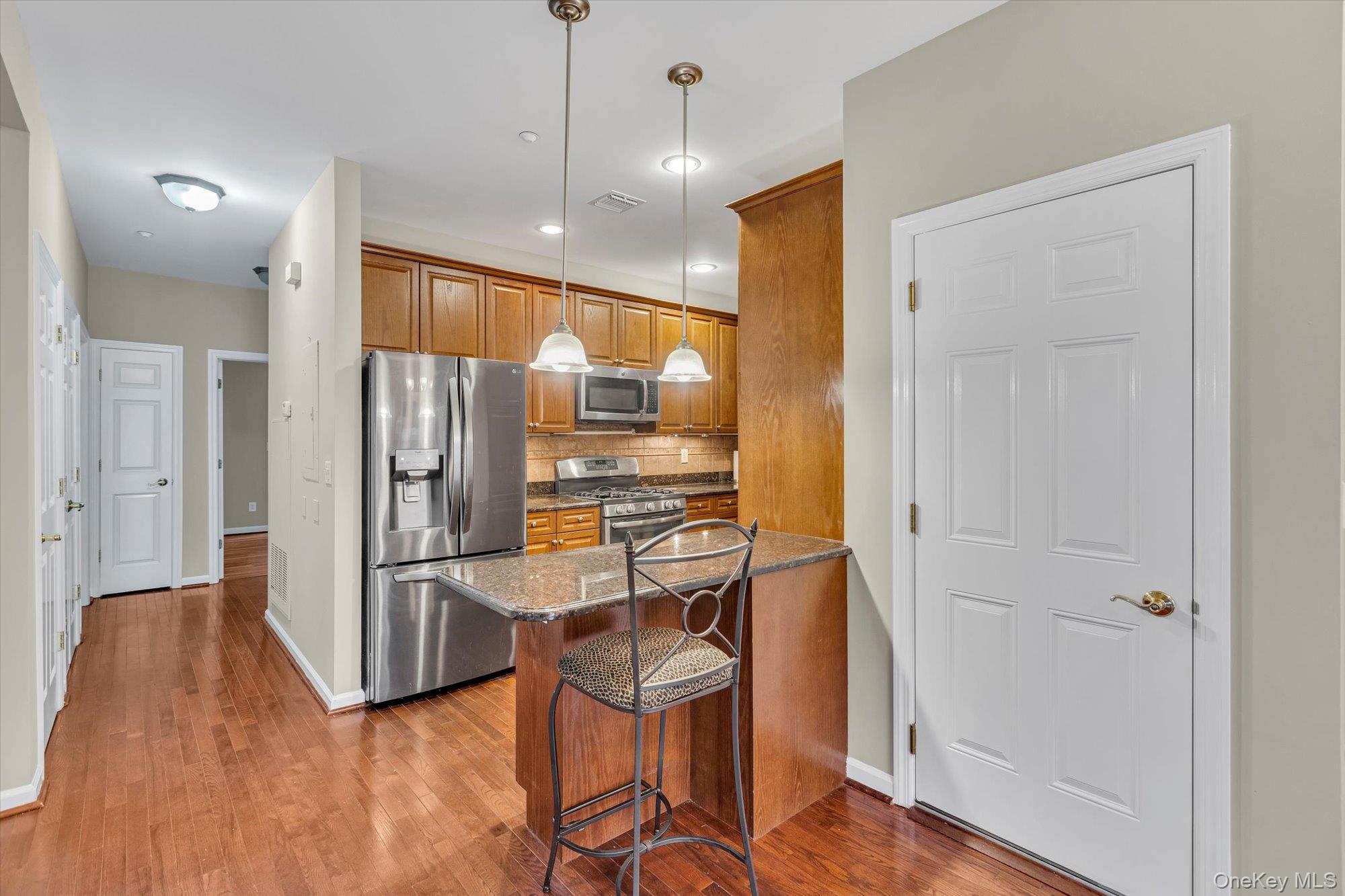 #7 photo, 119 Autumn Drive, 長島 Plainview , NY 11803