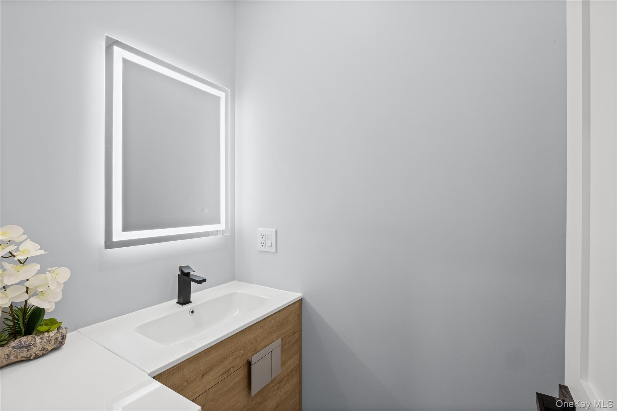 #12 photo, 12 Friends Lane, 長島 西布雷 Westbury , NY 11590