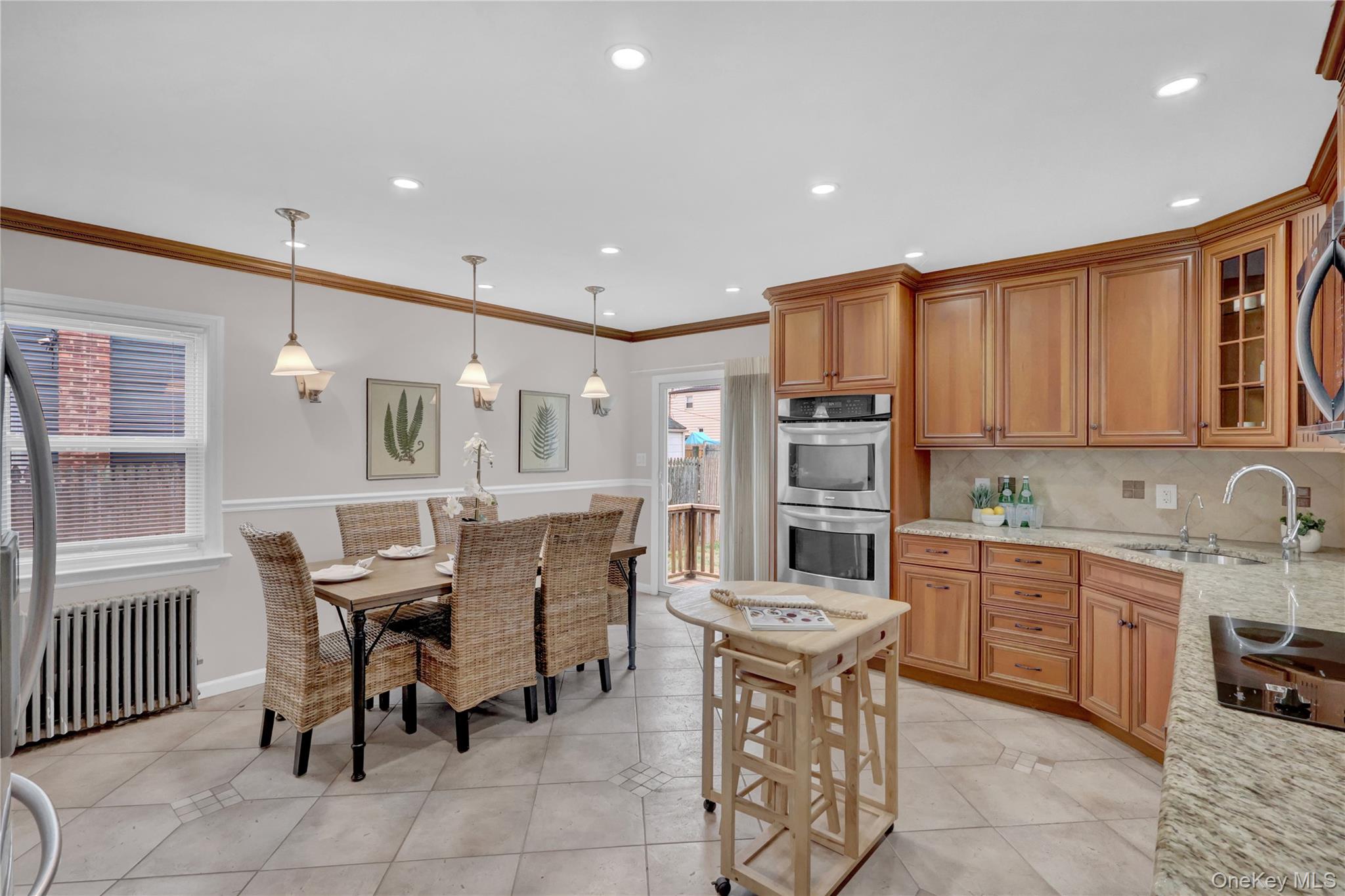 #4 photo, 781 Union Drive, Uniondale , NY 11553