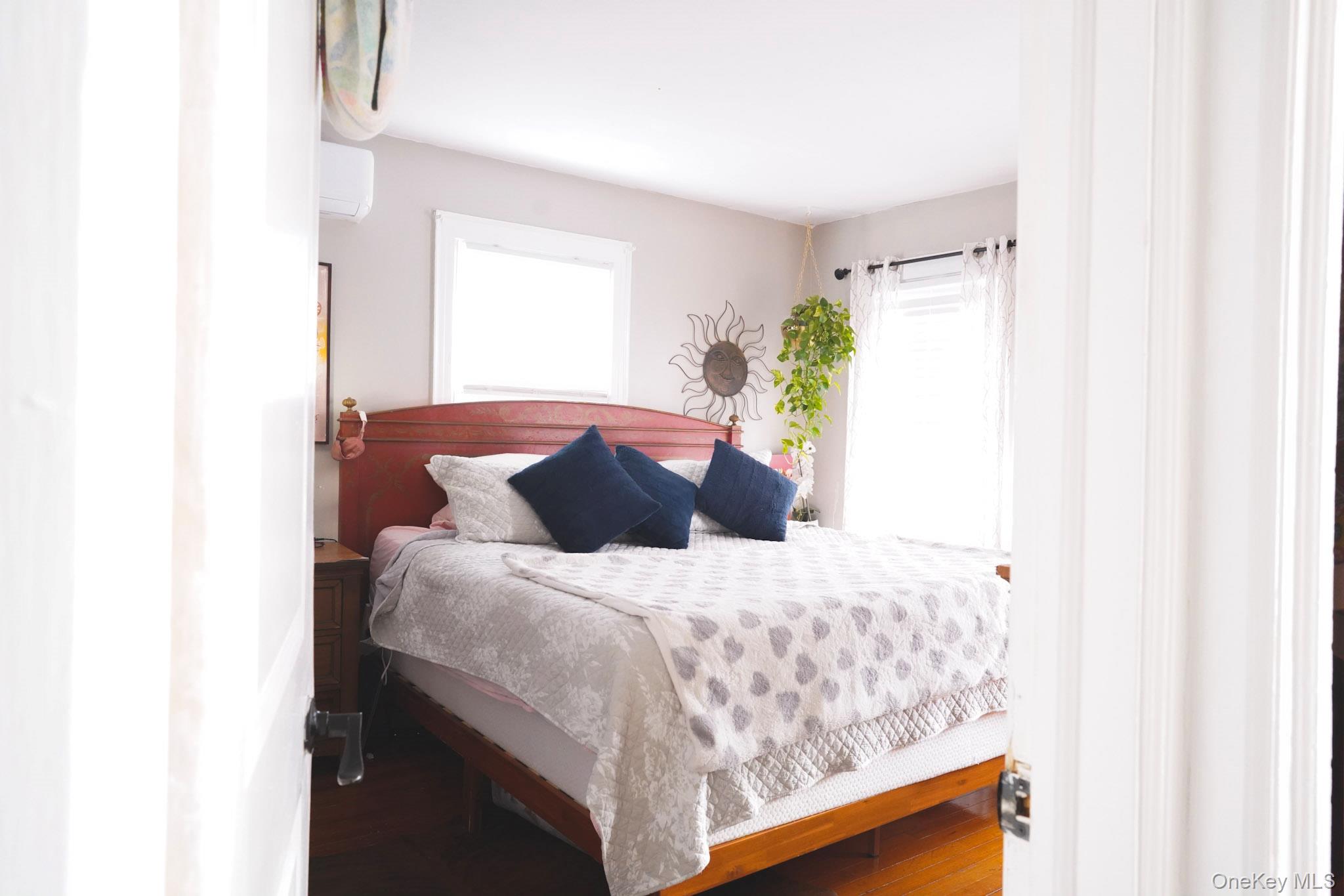 #19 photo, 22 Everett Street, Lynbrook , NY 11563