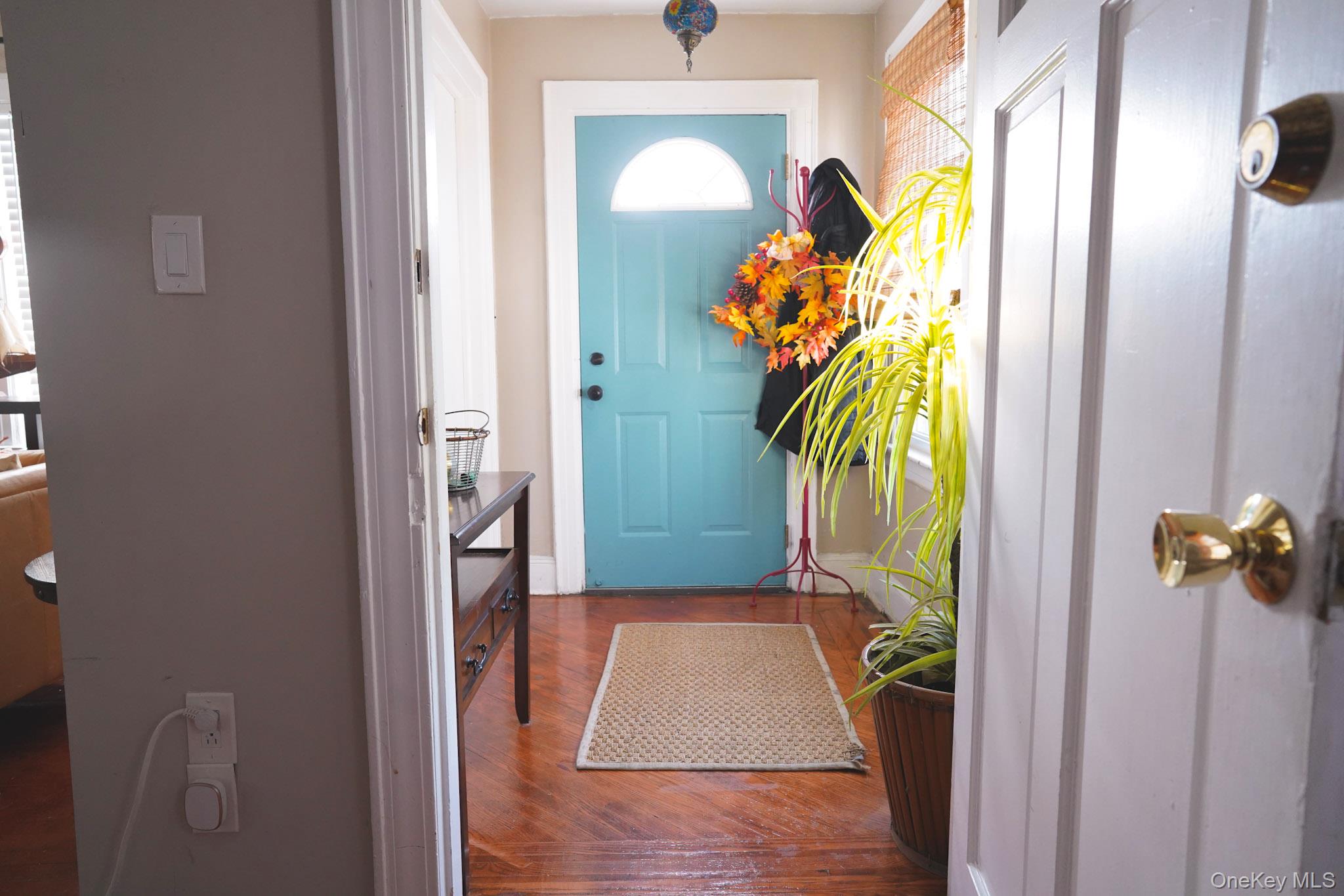 #3 photo, 22 Everett Street, Lynbrook , NY 11563