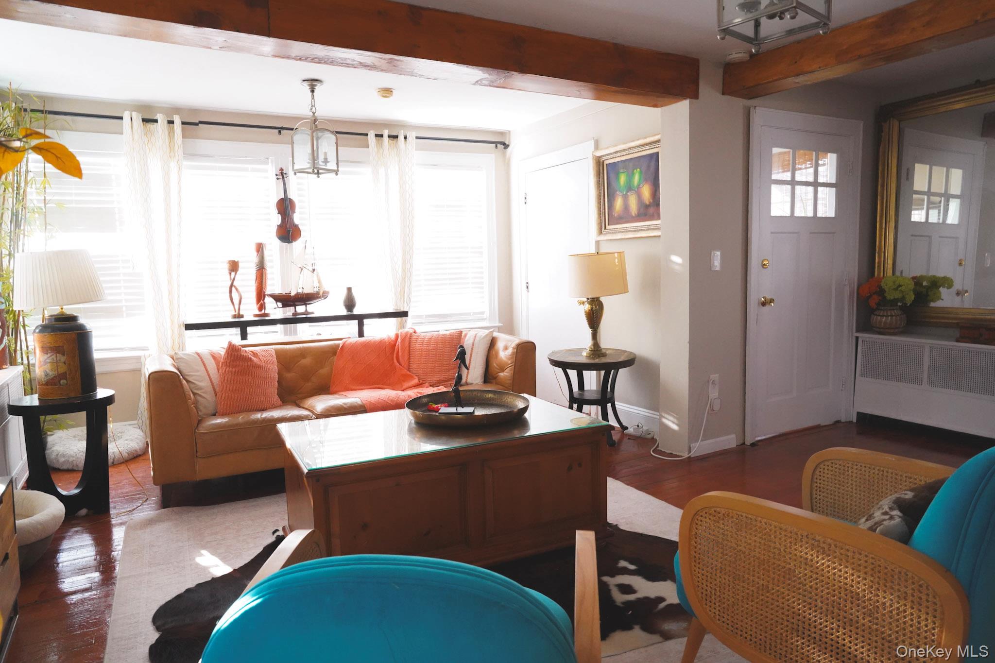 #6 photo, 22 Everett Street, Lynbrook , NY 11563