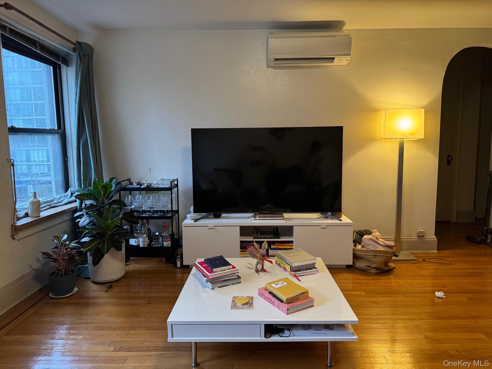 #3 photo, 240 E 24th Street, مانهاتن New York (Manhattan) , NY 10010