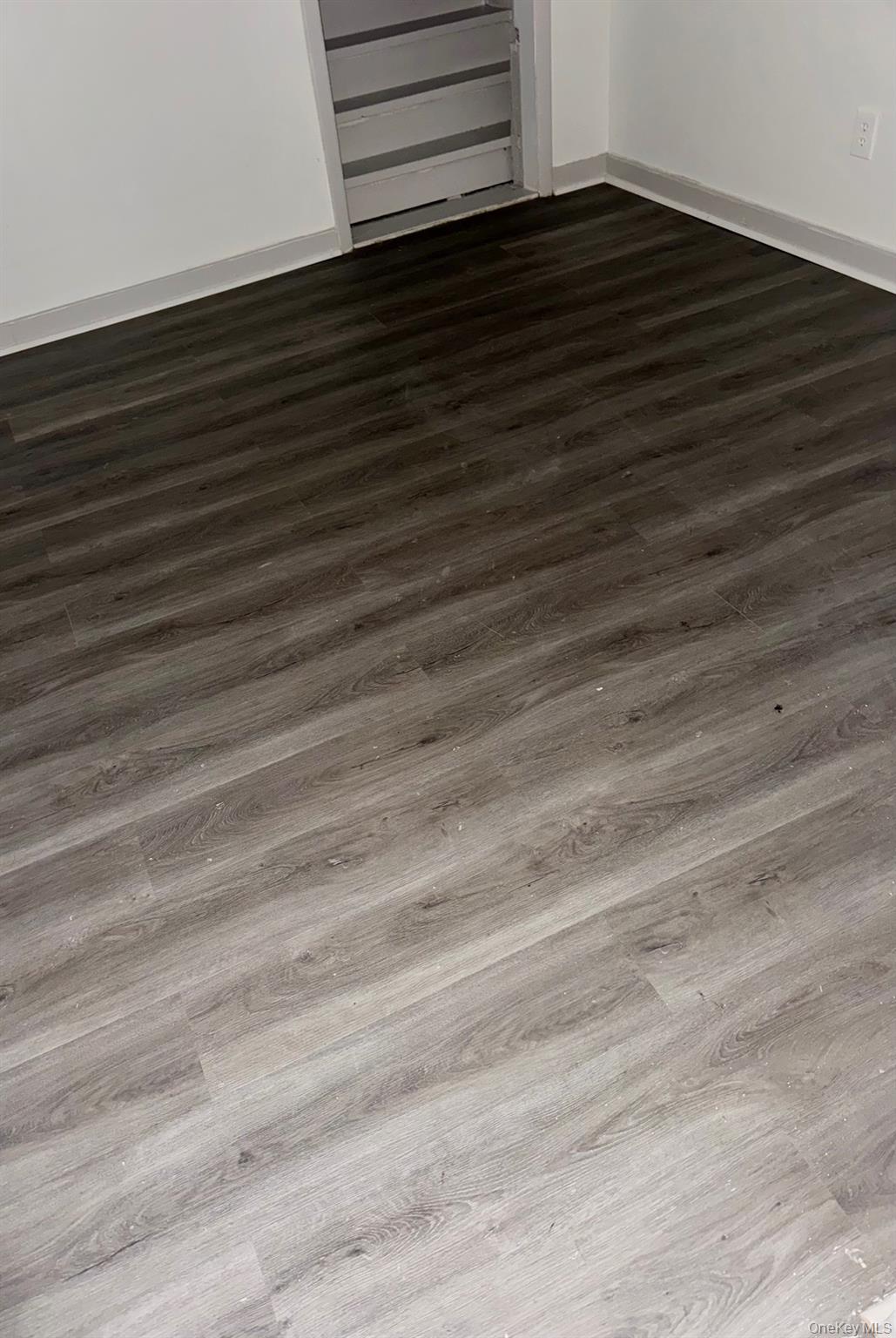 #8 photo, 980 US Route 209, Cuddebackville , NY 12729