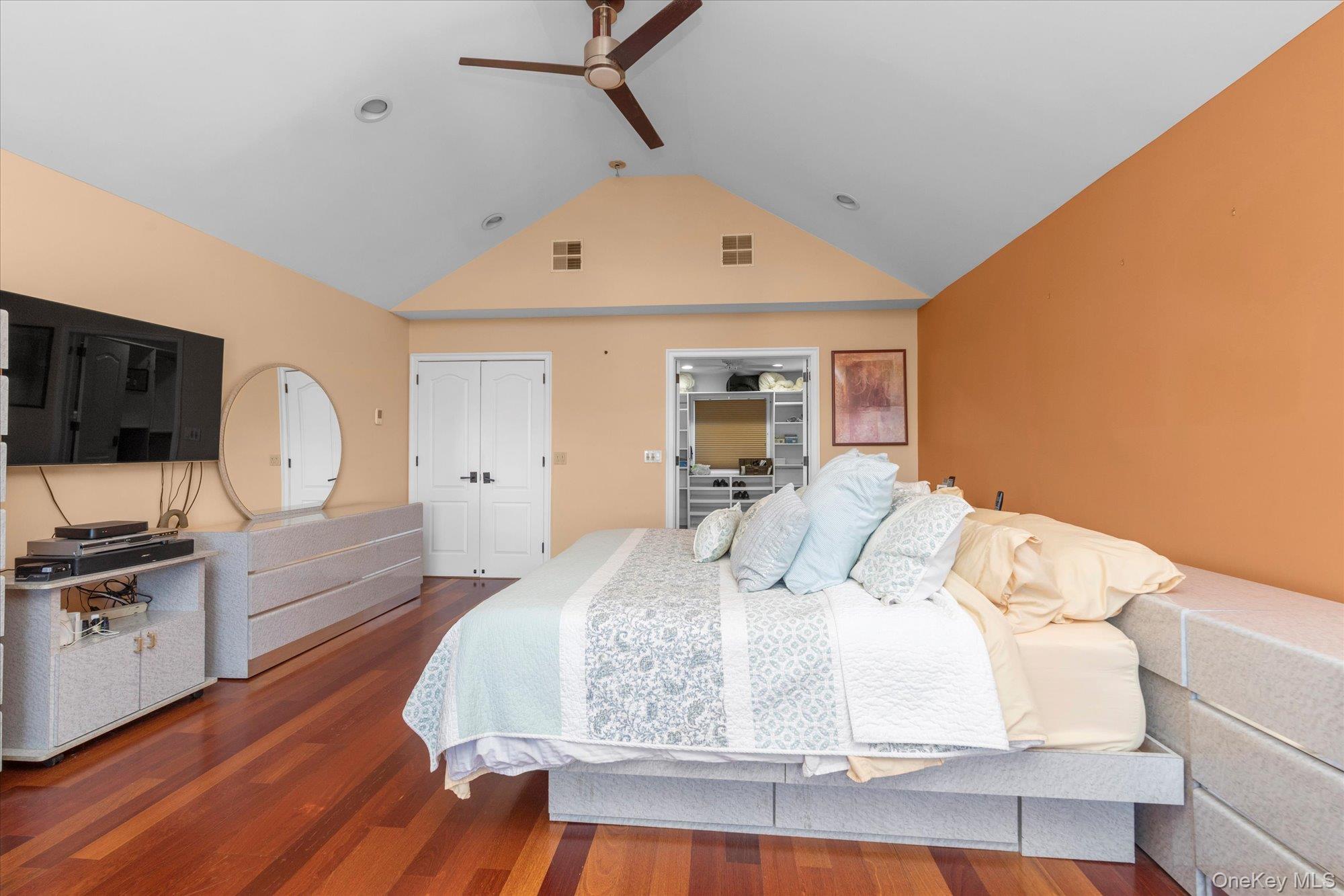 #14 photo, 2072 Legion Street, নাসাউ কাউন্টি Bellmore , NY 11710