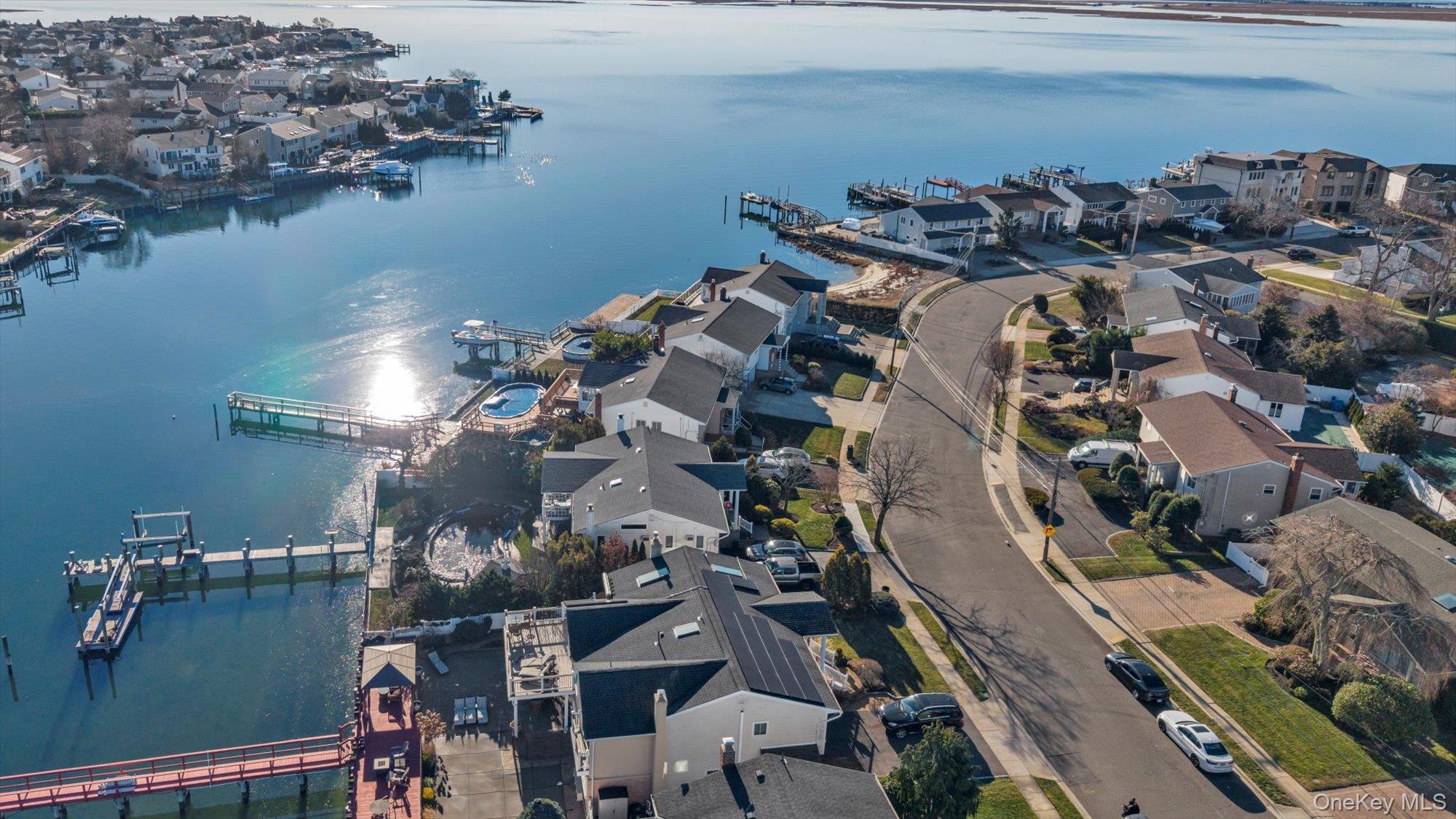 #3 photo, 2072 Legion Street, নাসাউ কাউন্টি Bellmore , NY 11710