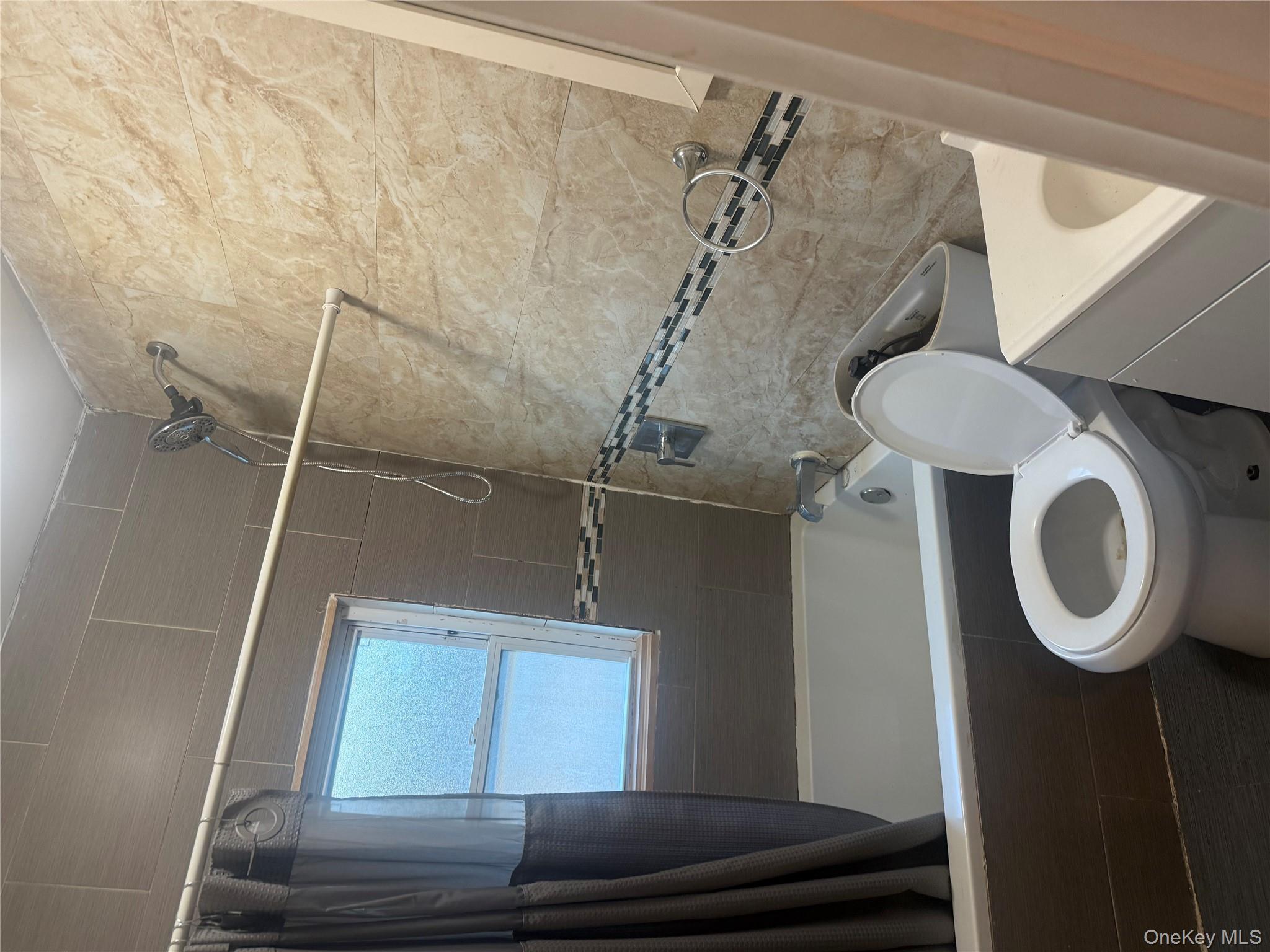 #4 photo, 28 Clinton Avenue, Hempstead , NY 11096