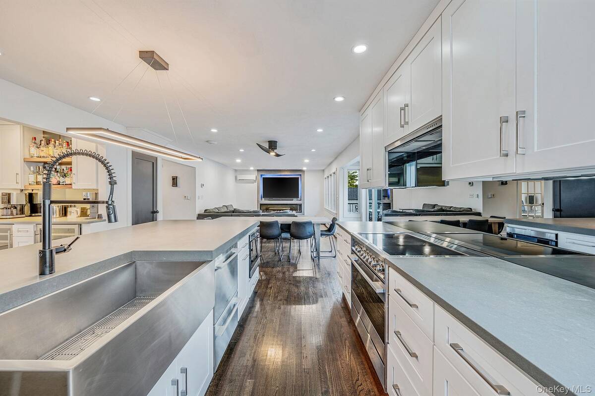 #5 photo, 11 Chivalry Lane, 東長島 Nesconset , NY 11767