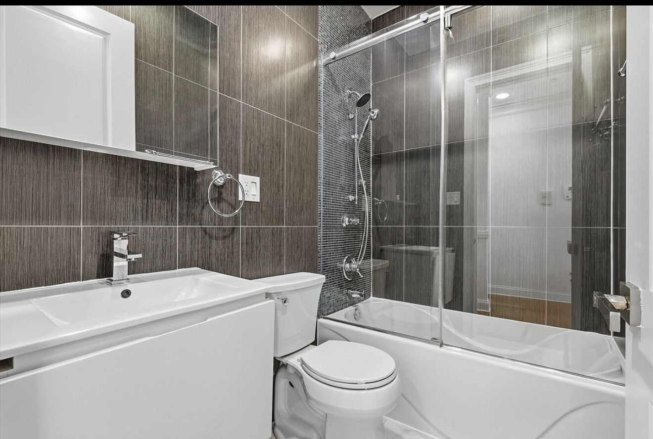 #13 photo, 312 W 138TH Street, Central Harlem , NY 10030