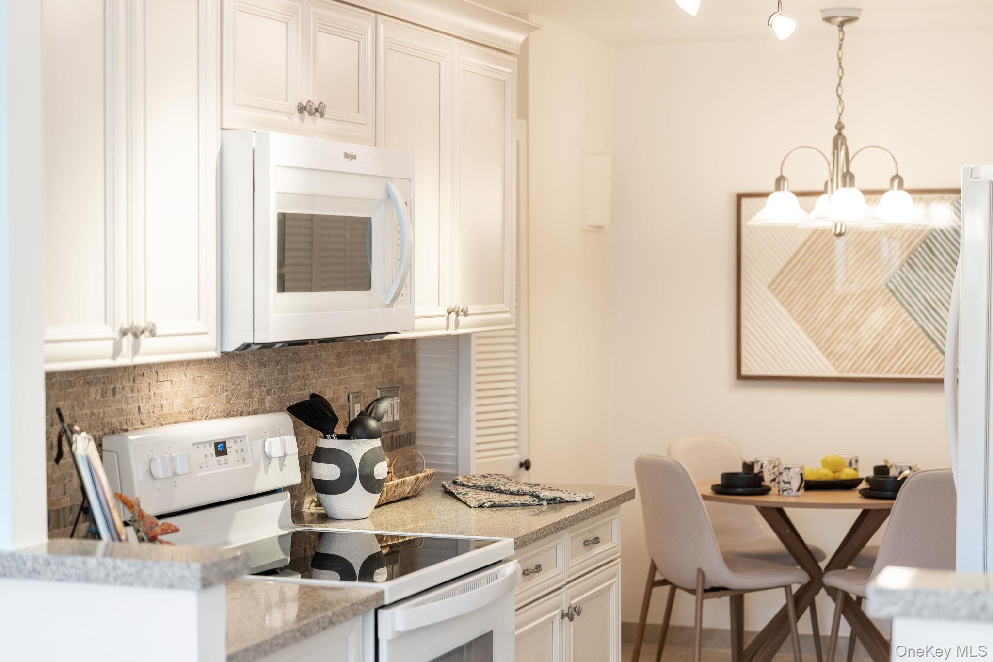 #15 photo, 100 High Point Drive, Hartsdale , NY 10530