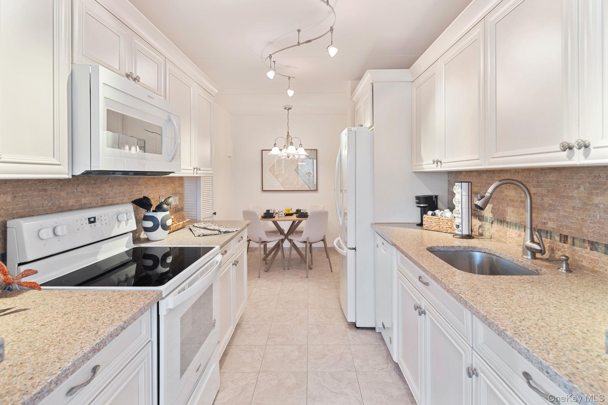 #18 photo, 100 High Point Drive, Hartsdale , NY 10530