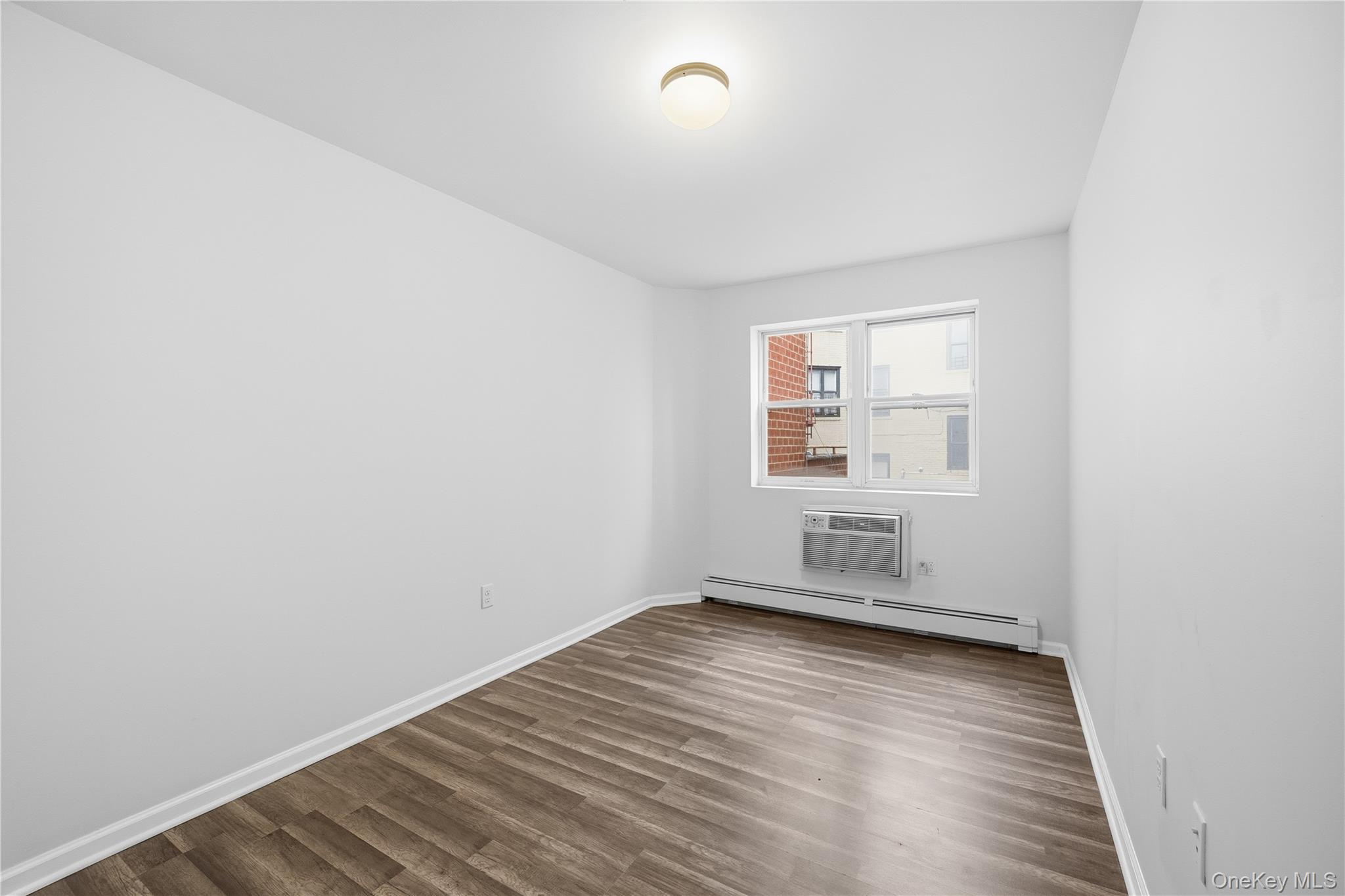 #12 photo, 144-05 Jamaica Avenue, Jamaica , NY 11435