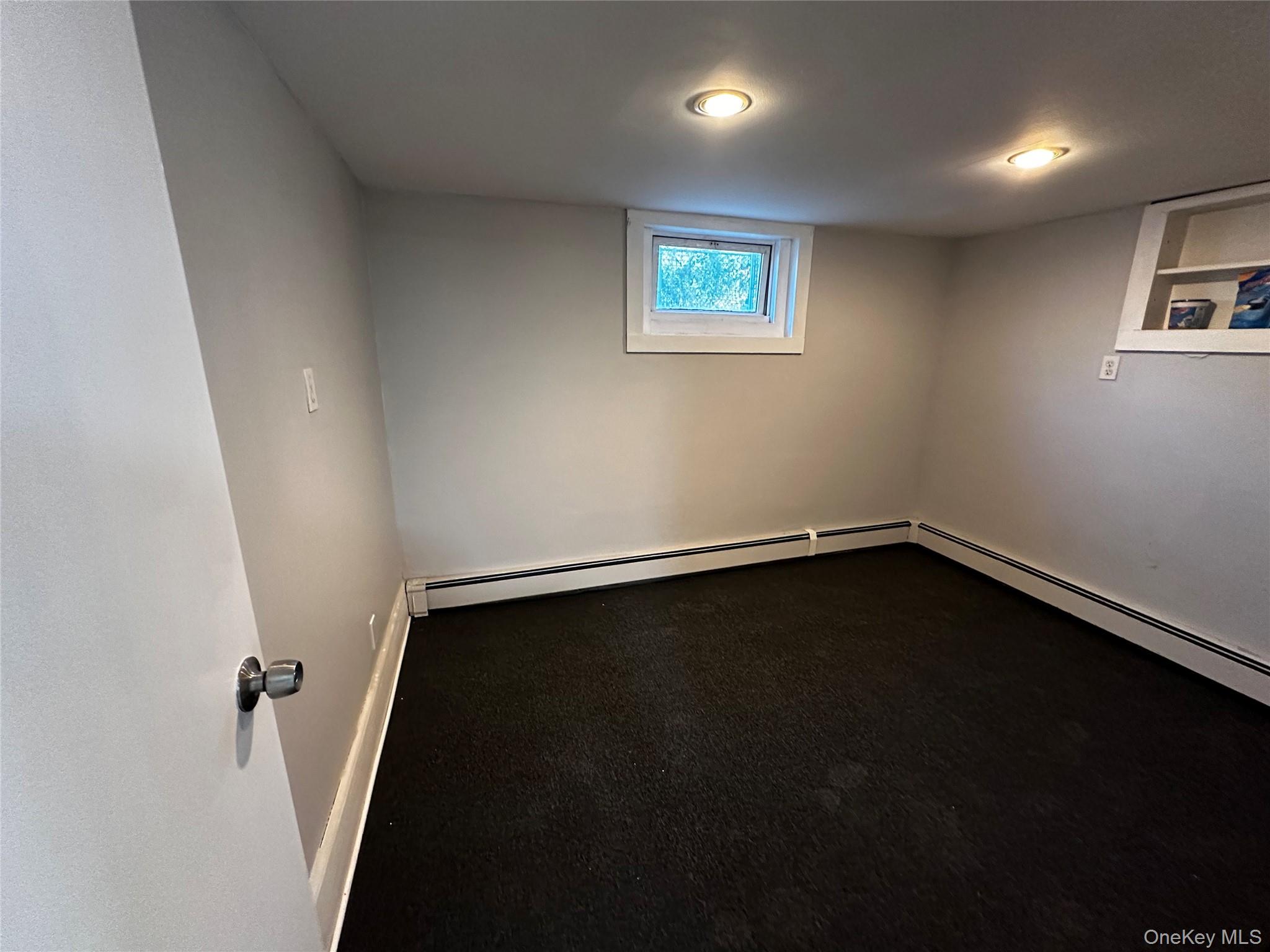 #7 photo, 44 Harding Avenue, Hicksville , NY 11801