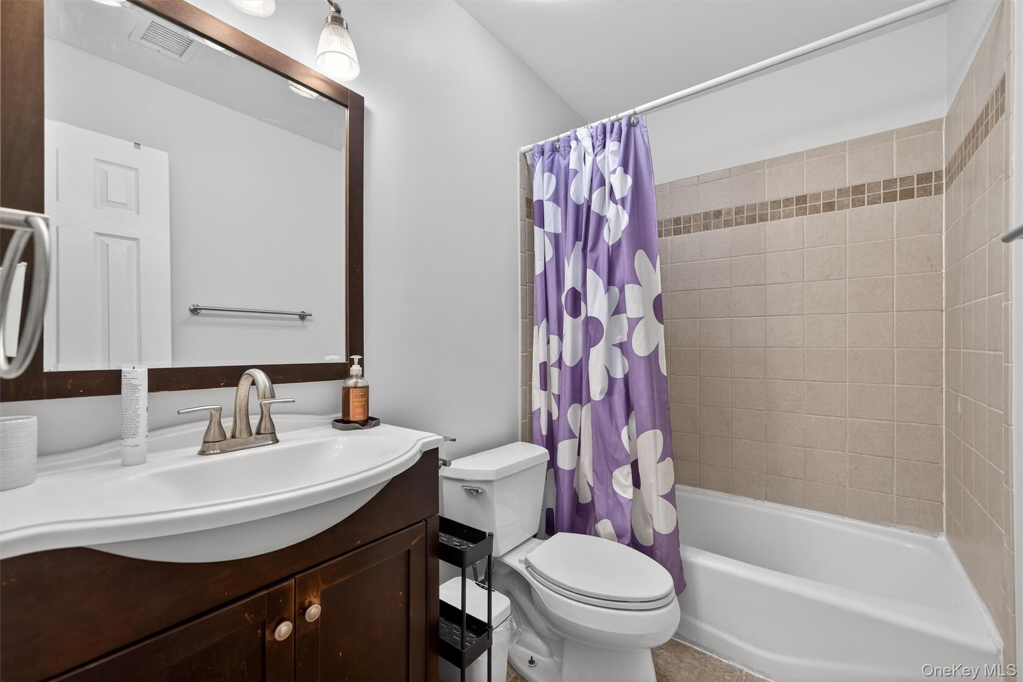 #19 photo, 36 Sycamore Court, Highland Mills , NY 10930