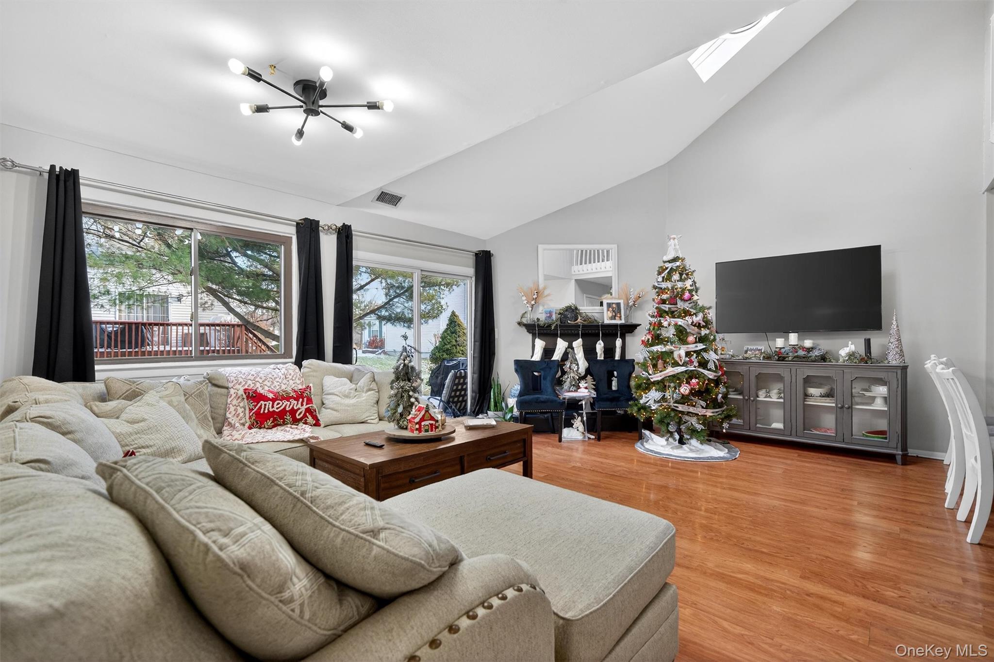 #8 photo, 36 Sycamore Court, Highland Mills , NY 10930