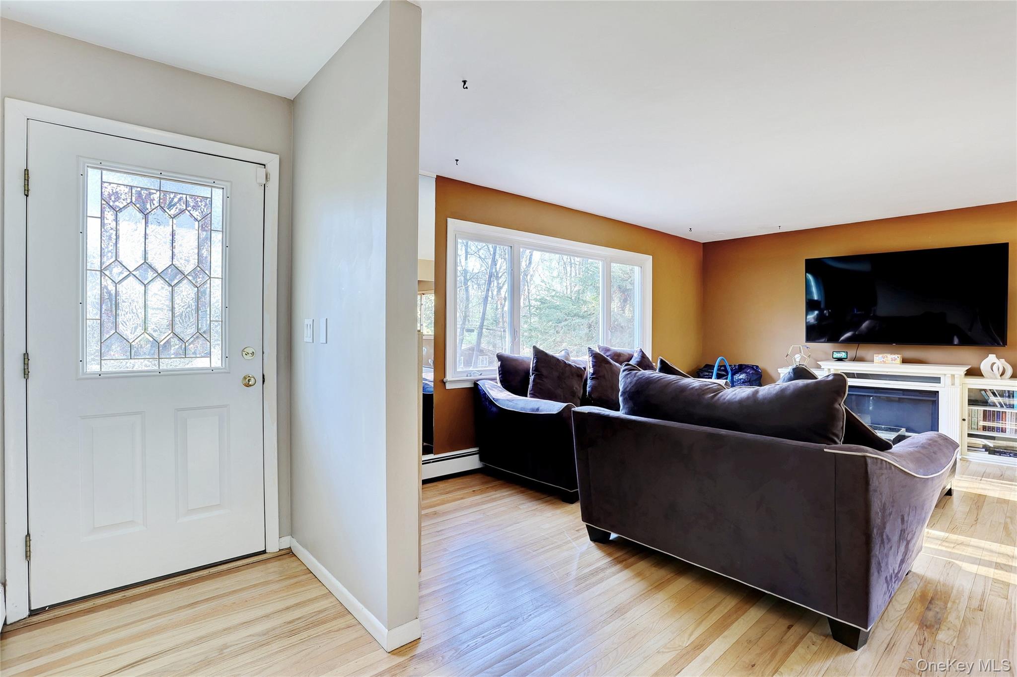 #3 photo, 160 Pascack Road, Chestnut Ridge , NY 10965