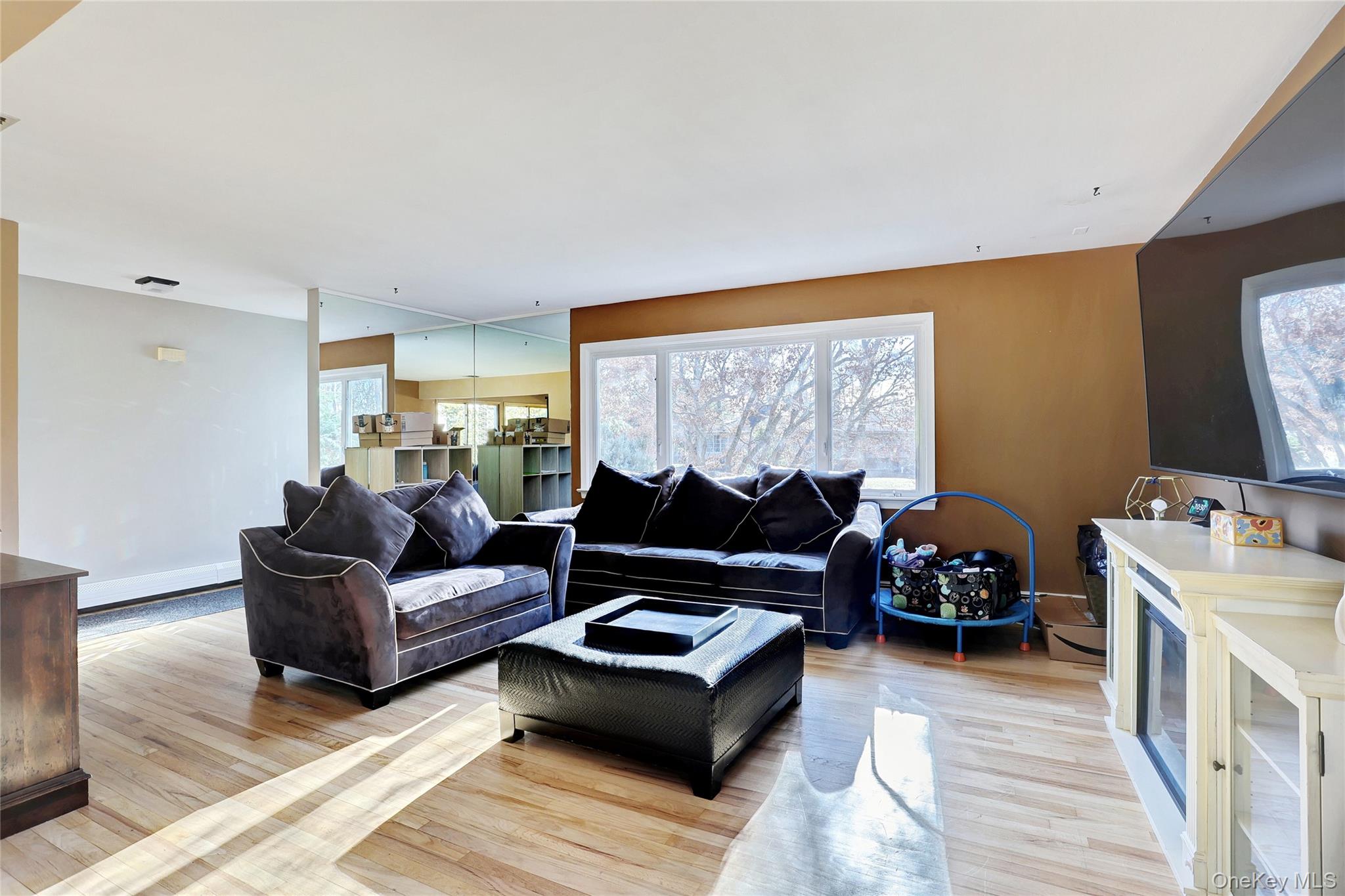 #4 photo, 160 Pascack Road, Chestnut Ridge , NY 10965