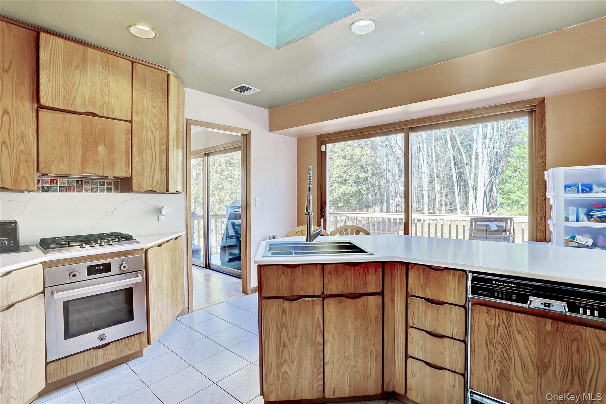 #8 photo, 160 Pascack Road, Chestnut Ridge , NY 10965