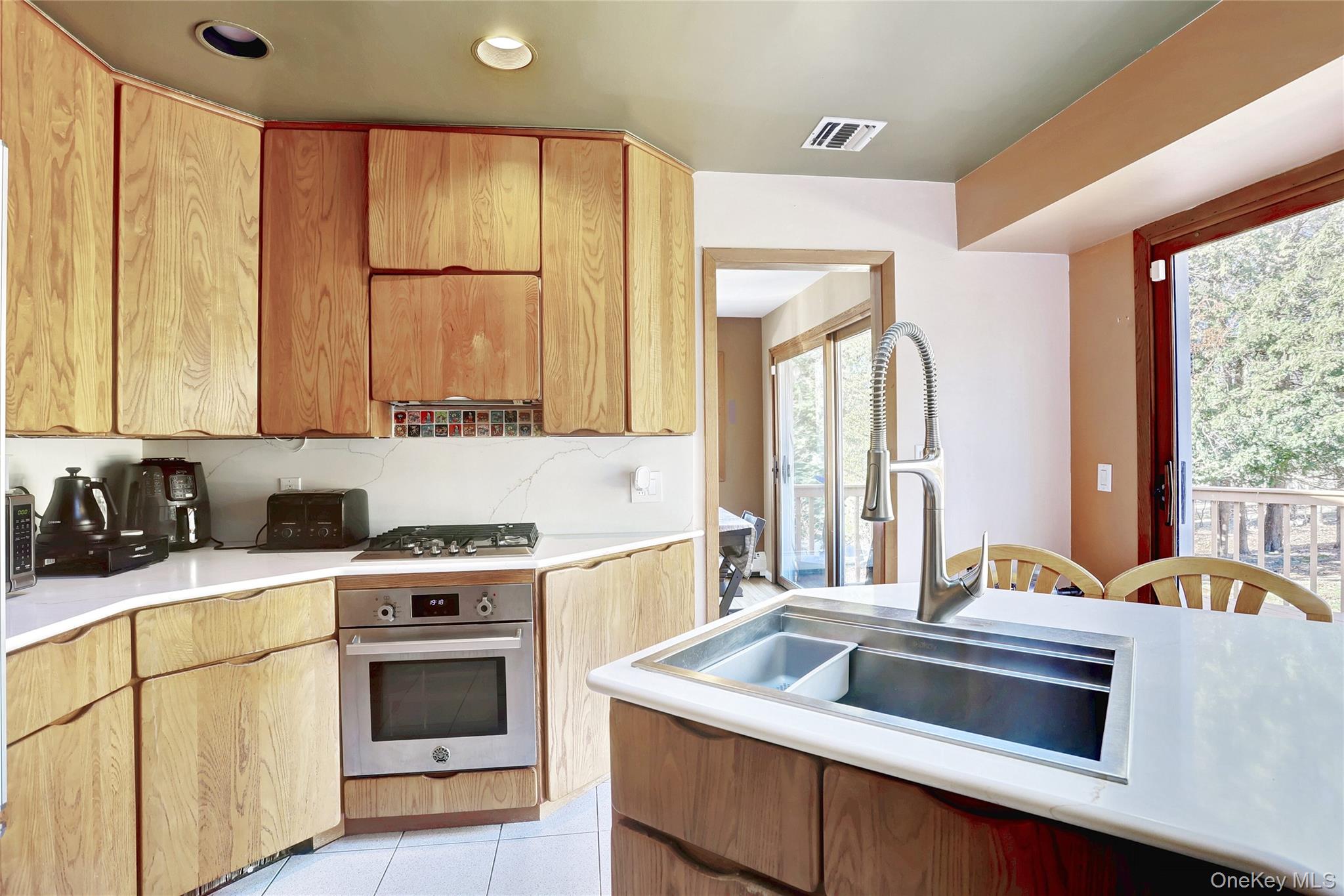 #9 photo, 160 Pascack Road, Chestnut Ridge , NY 10965