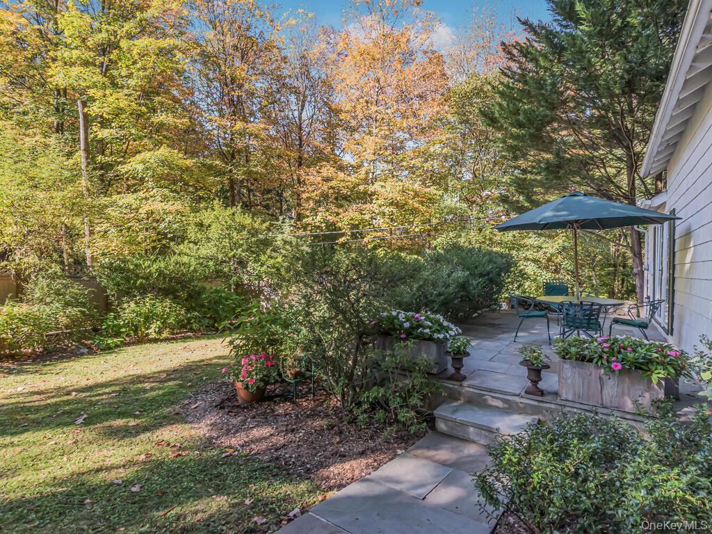 #15 photo, 105 Douglas Road, Chappaqua , NY 10514