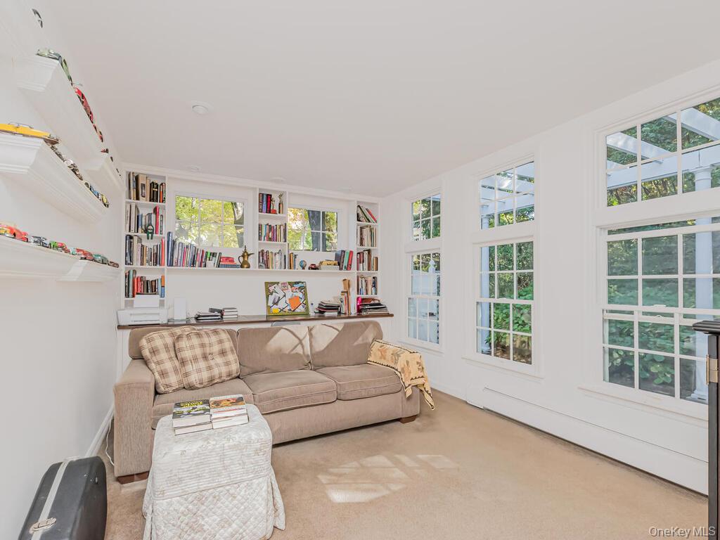 #19 photo, 105 Douglas Road, Chappaqua , NY 10514