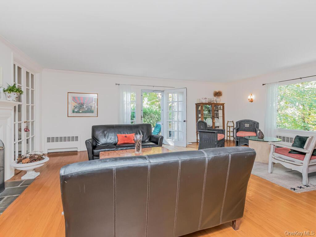 #8 photo, 105 Douglas Road, Chappaqua , NY 10514