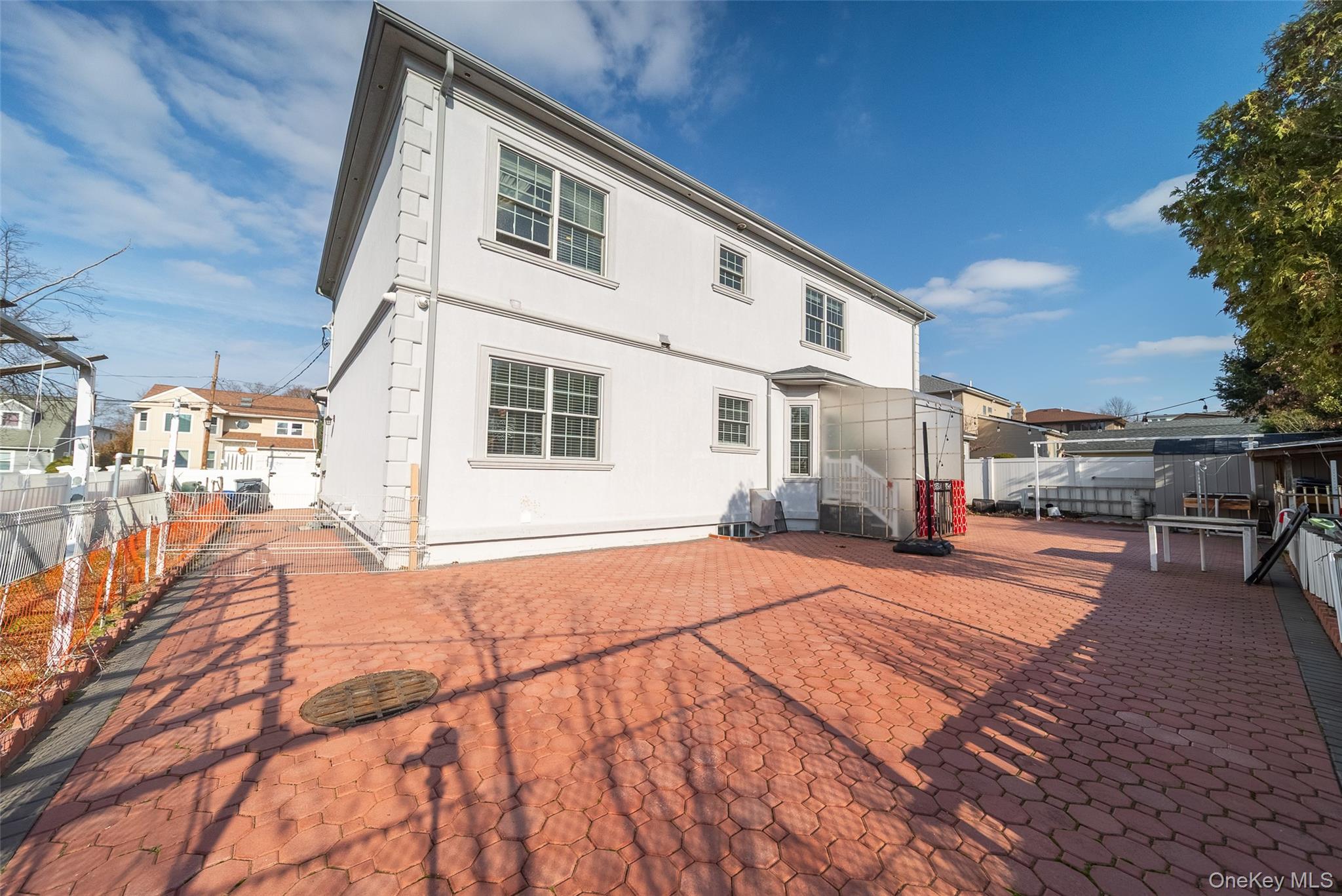 #18 photo, 157 Evans Avenue, Albertson , NY 11507