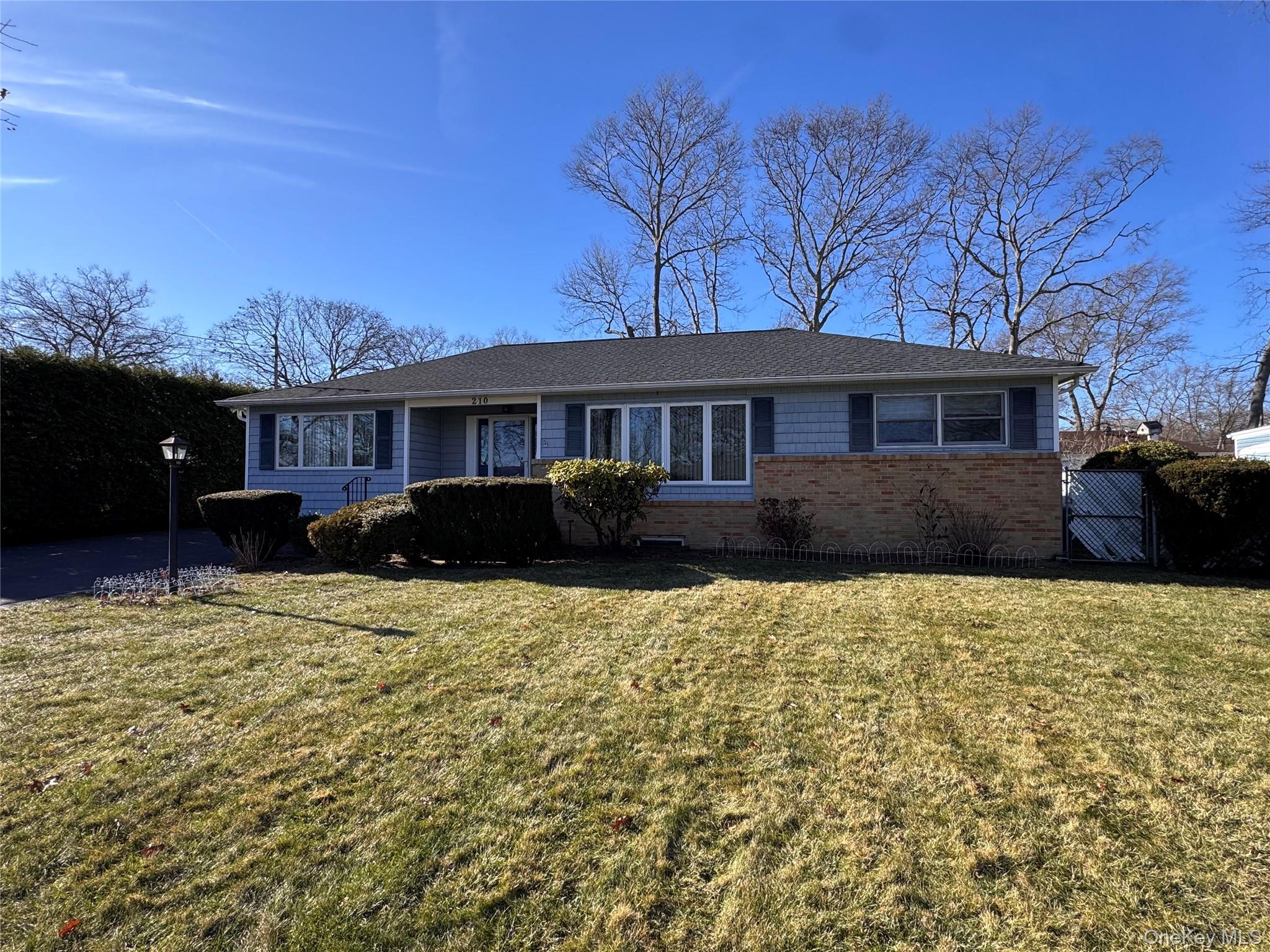 #3 photo, 210 Schoenfeld Boulevard, Patchogue , NY 11772