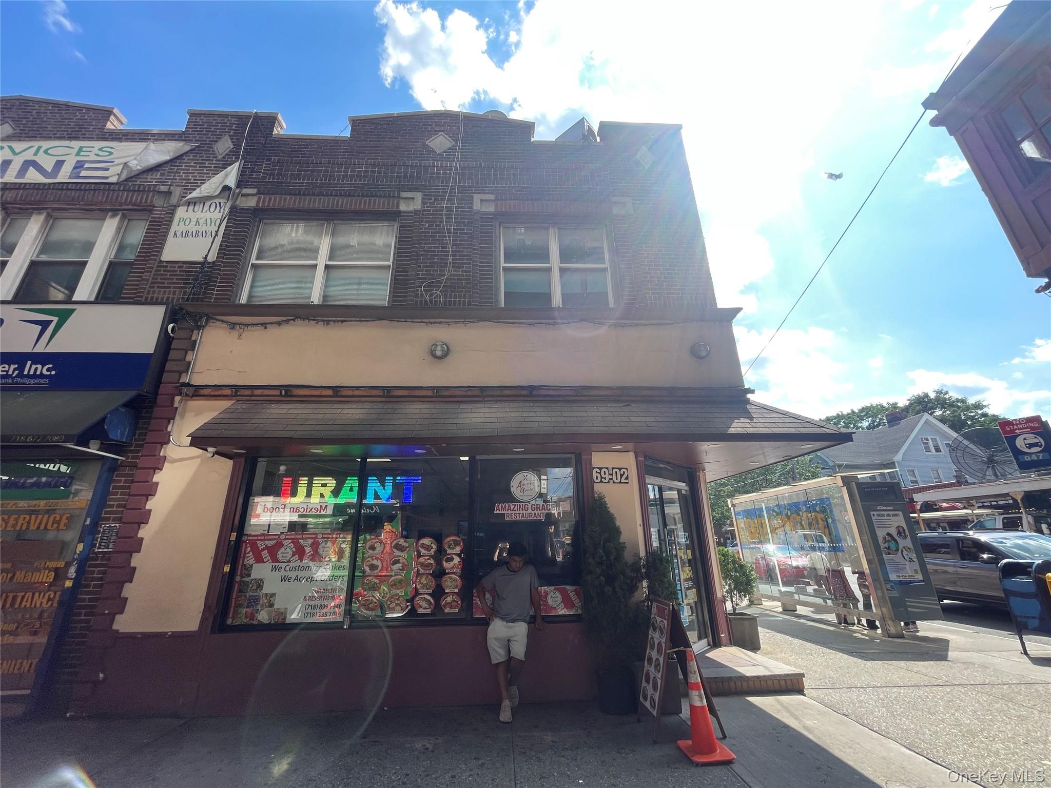 #2 photo, 6902 Roosevelt Avenue, Flushing , NY 11377