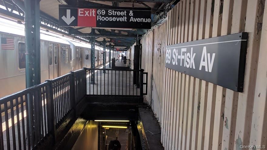 #4 photo, 6902 Roosevelt Avenue, Flushing , NY 11377